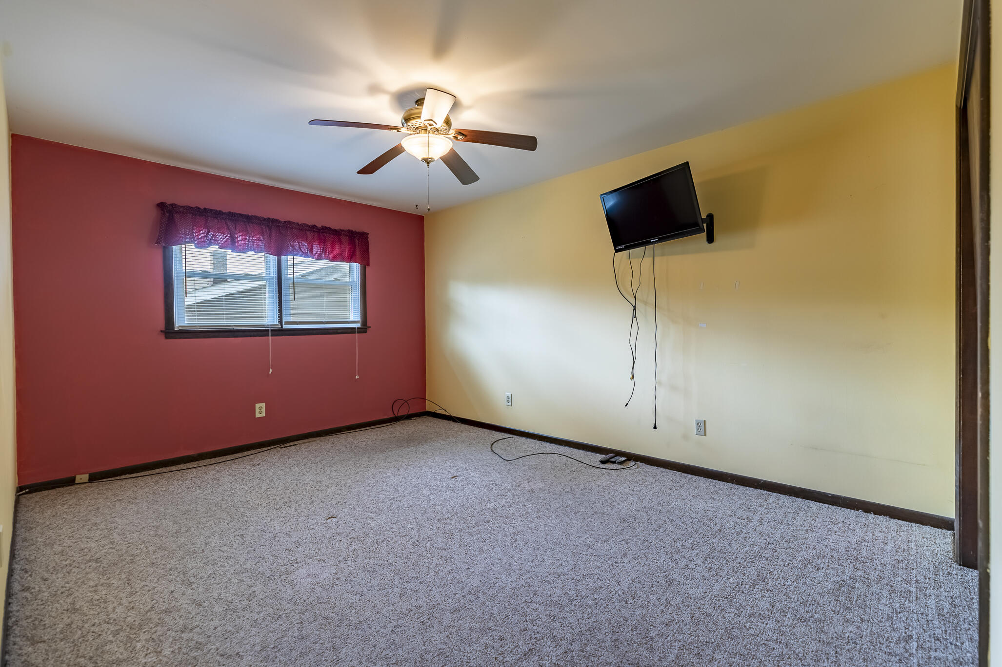 9205 Idlewild Drive, Highland, IN 46322; Image #14