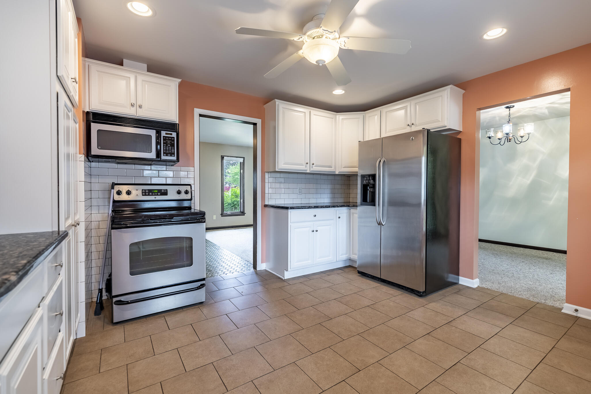 9205 Idlewild Drive, Highland, IN 46322; Image #7