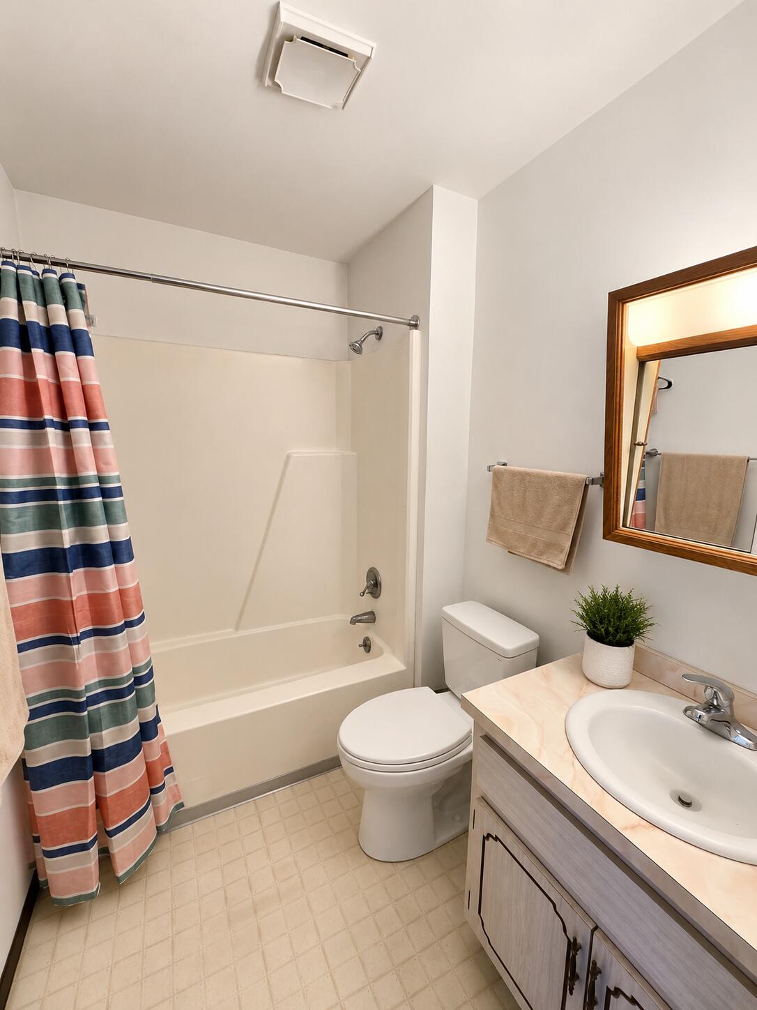 716 Moraine Trace, Schererville, IN #10, 46375; Image #11