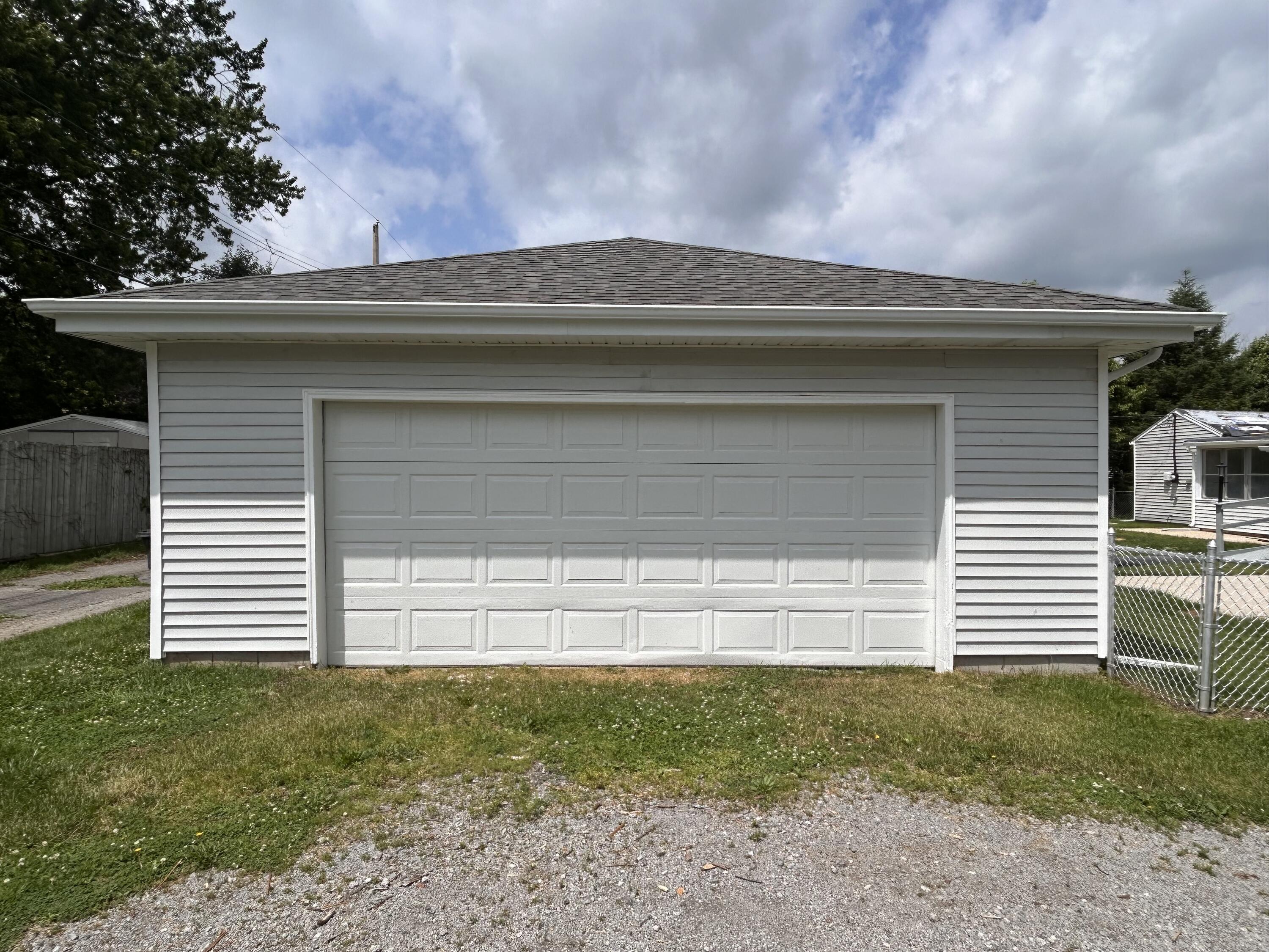 1001 W 38th Place, Hobart, IN 46342; Image #3