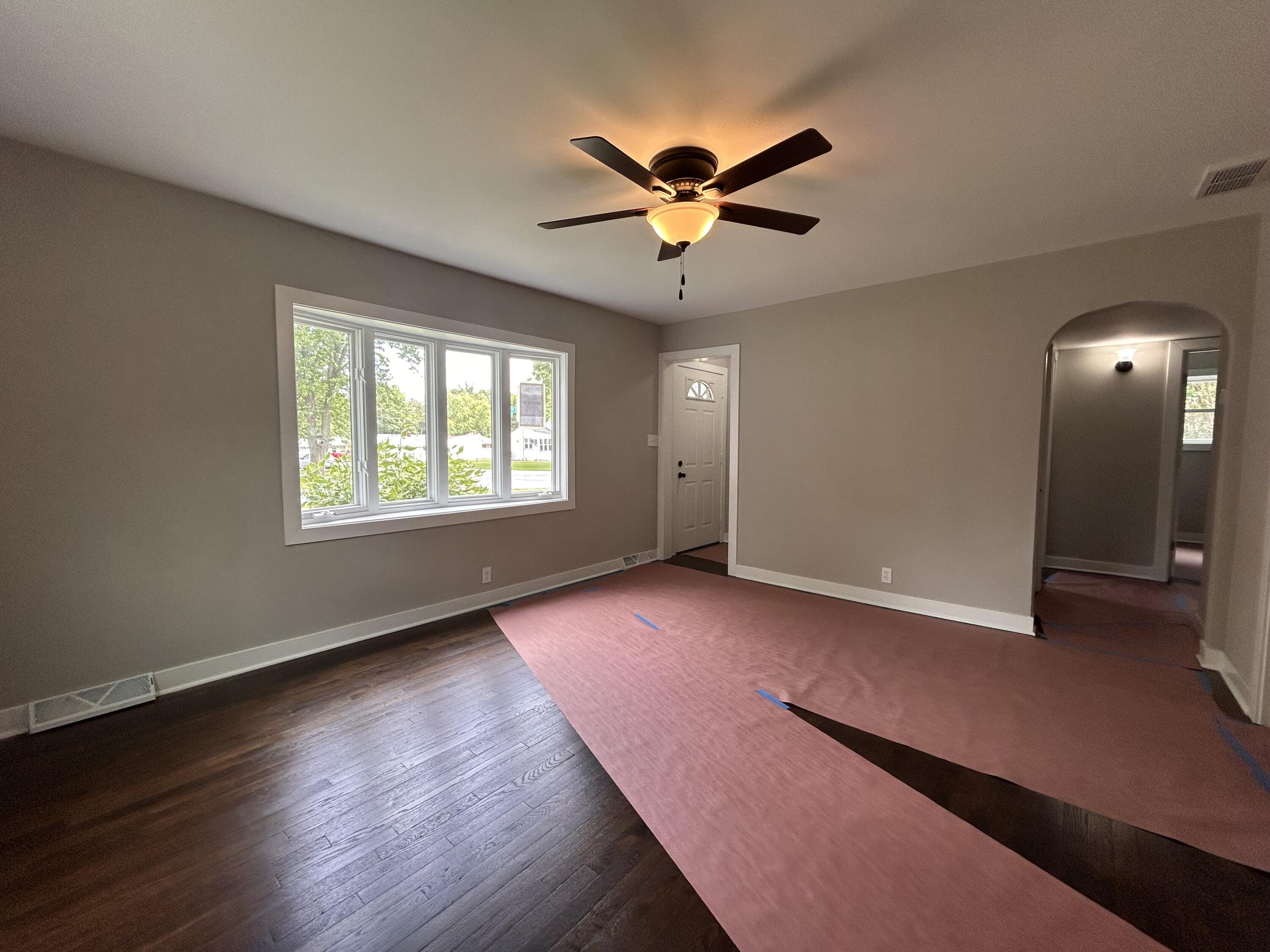 1001 W 38th Place, Hobart, IN 46342; Image #7