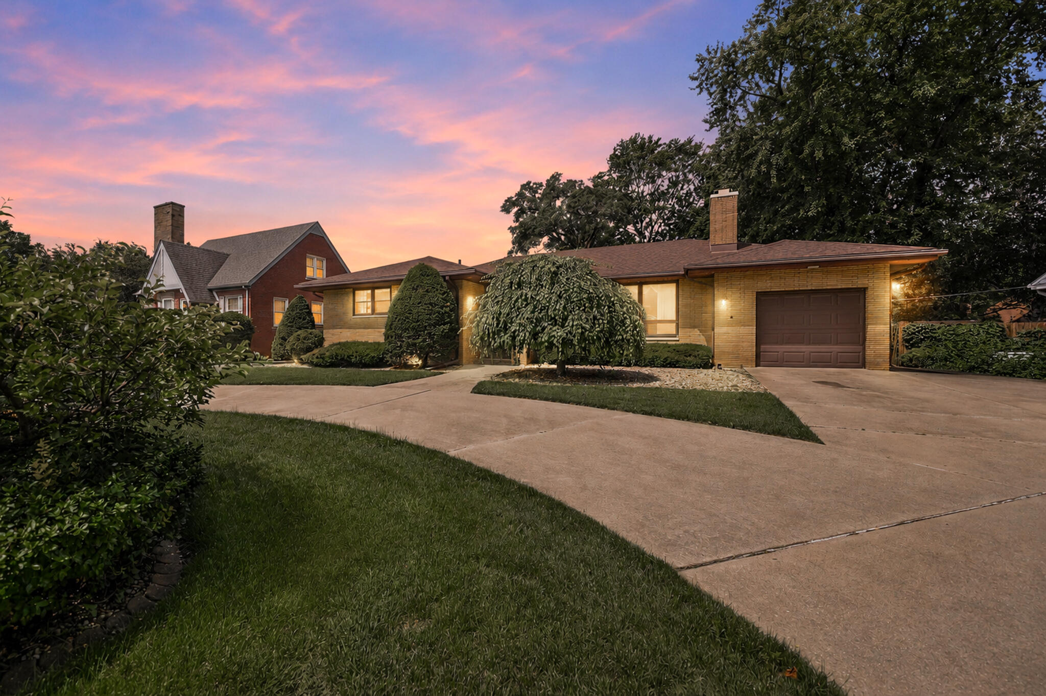8028 Hohman Avenue, Munster, IN 46321; Image #2