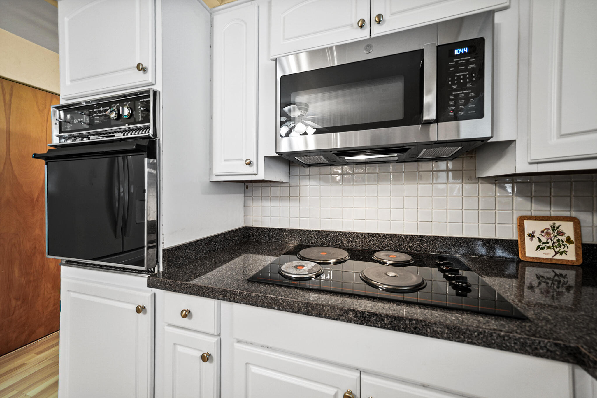 8028 Hohman Avenue, Munster, IN 46321; Image #8