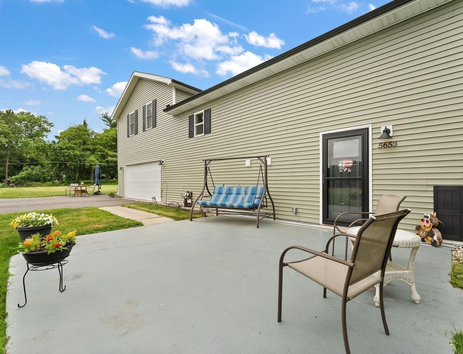 5653 S 425 W, La Porte, IN 46350; Image #2