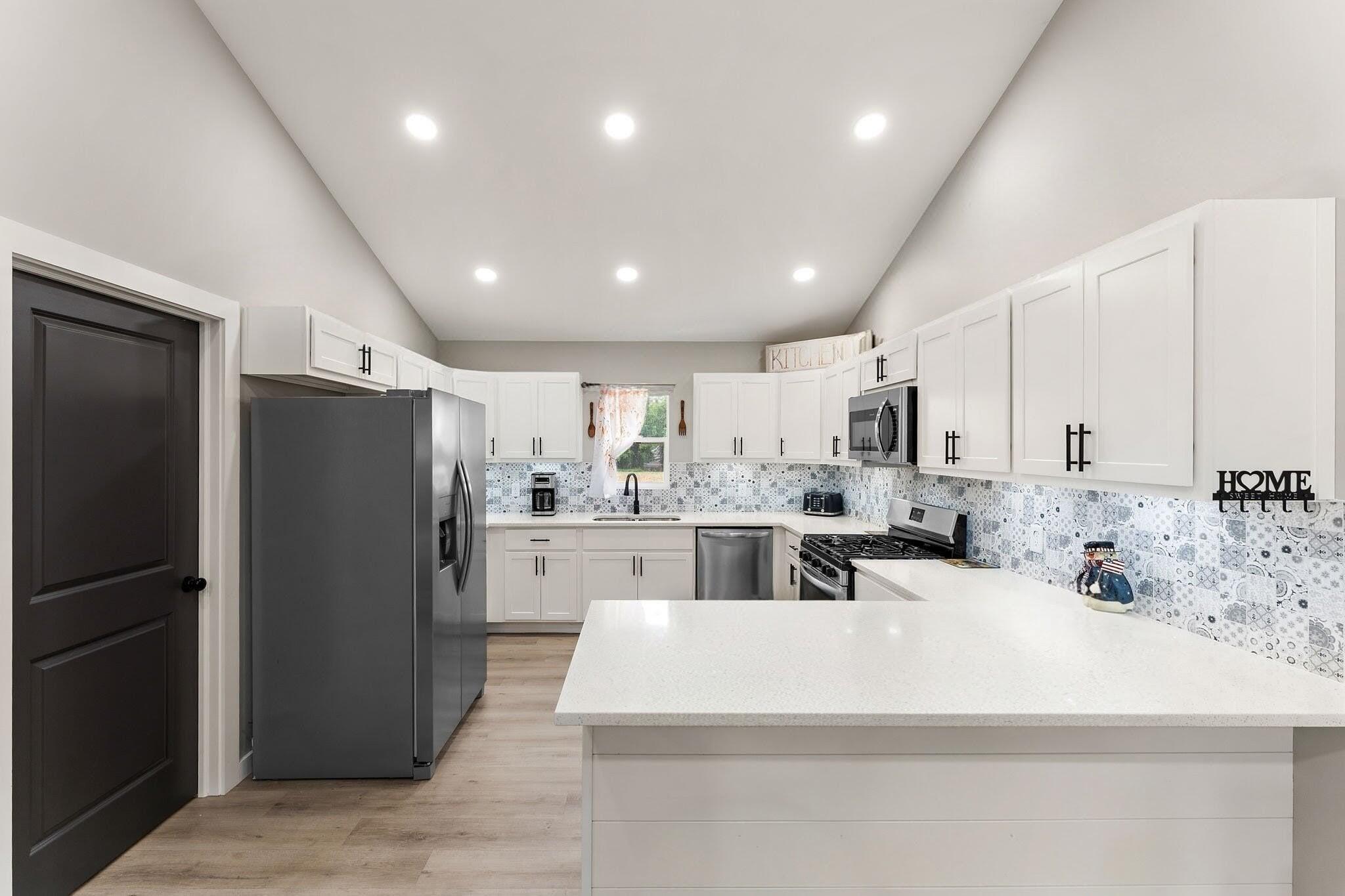 5653 S 425 W, La Porte, IN 46350; Image #9