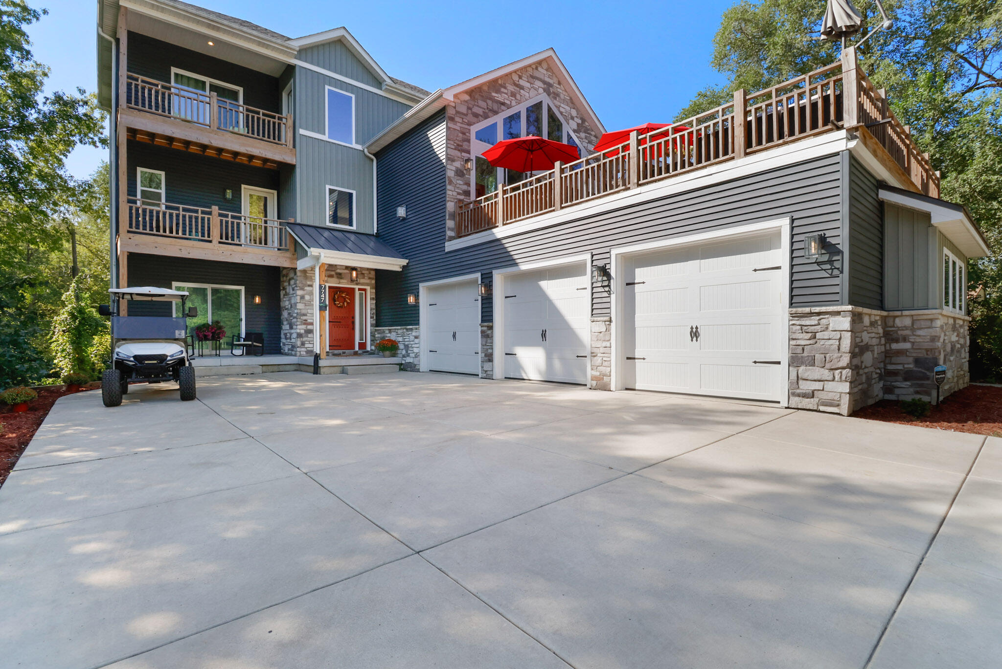 7747 Maple Avenue, Gary, IN 46403; Image #3
