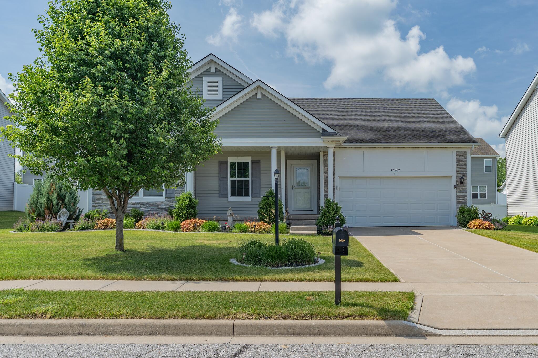 1669 Gossett Mill Avenue, Chesterton, IN 46304; Image #2