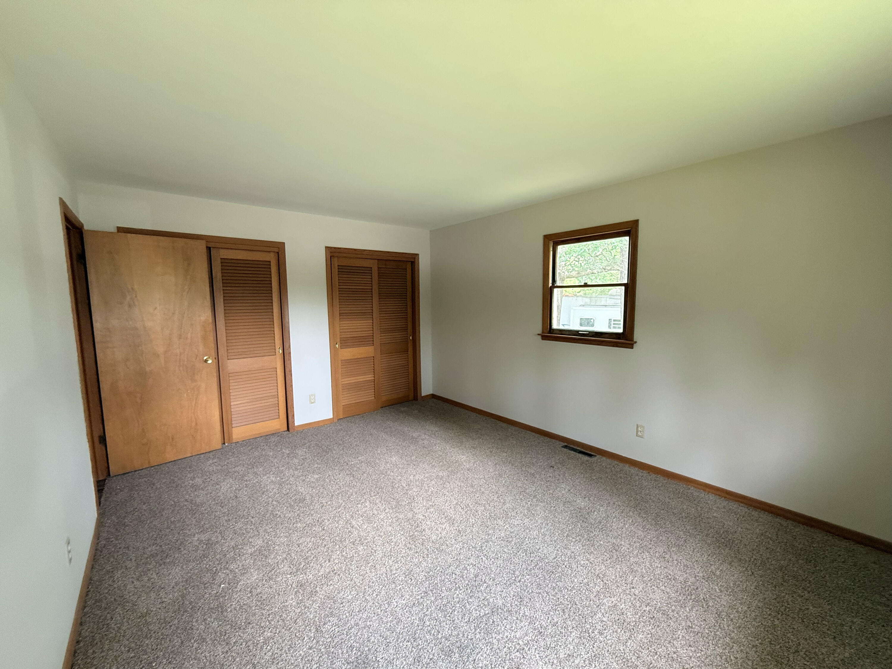 1850 W 53rd Avenue, Merrillville, IN 46410; Image #13
