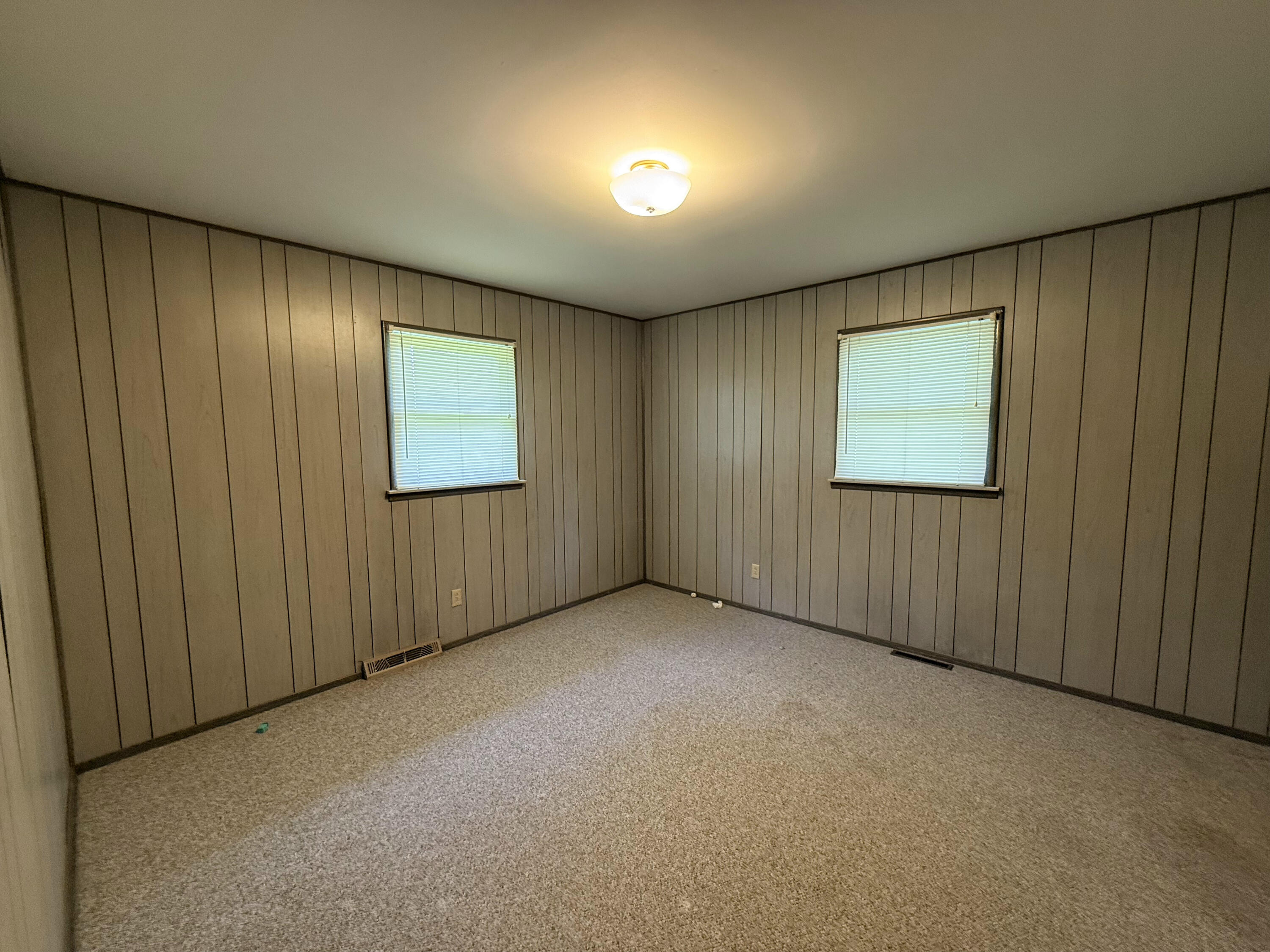 1850 W 53rd Avenue, Merrillville, IN 46410; Image #16