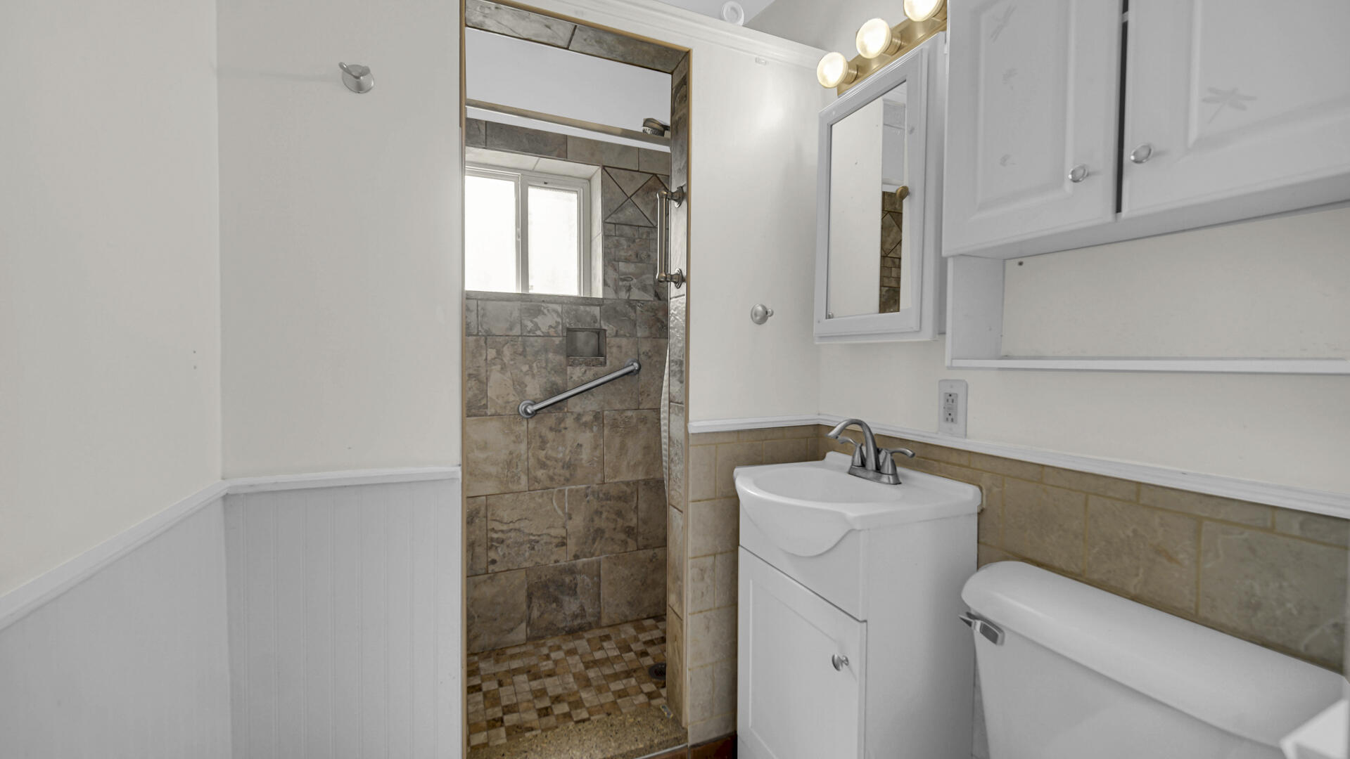2131 Stanton Avenue, Whiting, IN 46394; Image #14