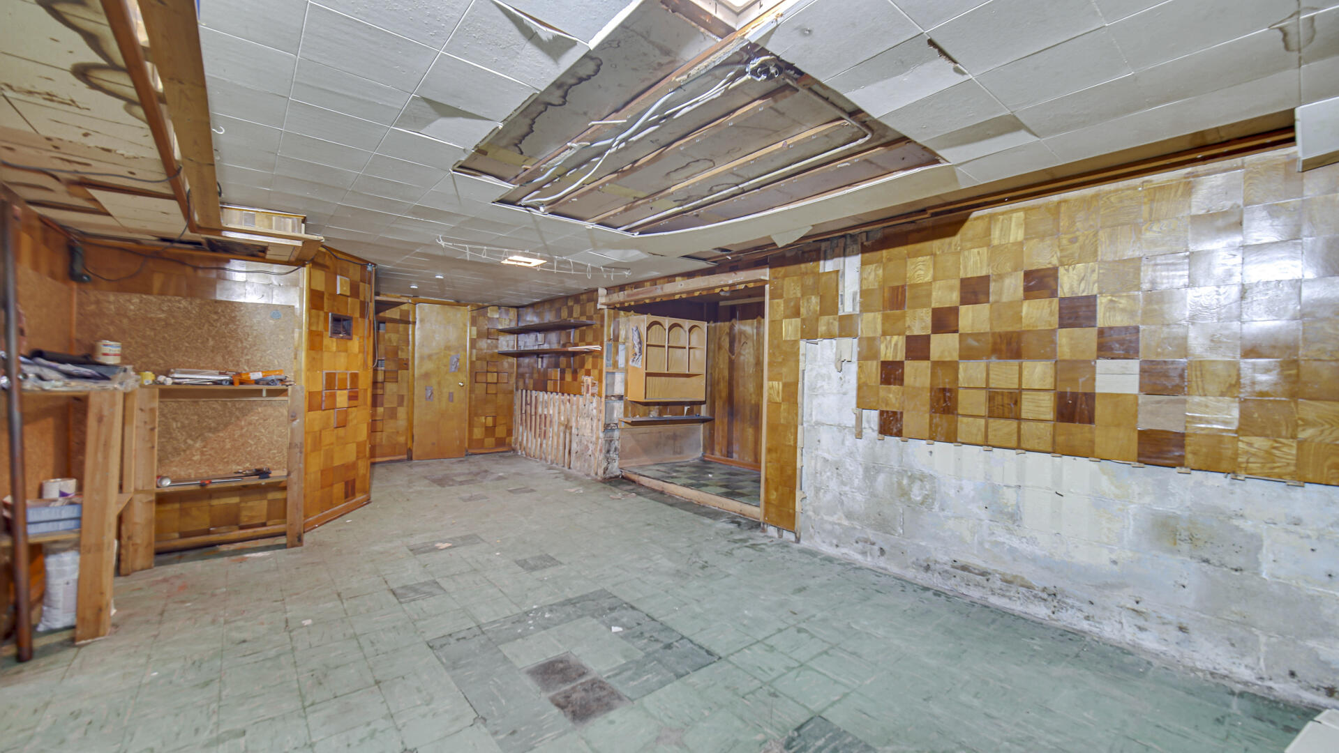 2131 Stanton Avenue, Whiting, IN 46394; Image #16