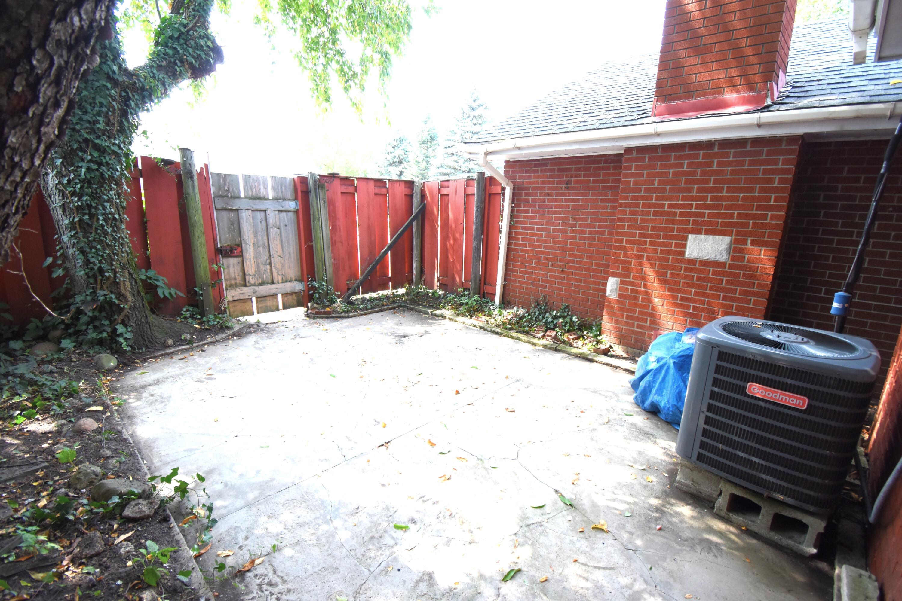 829 W Washington Street, Rensselaer, IN 47978; Image #32