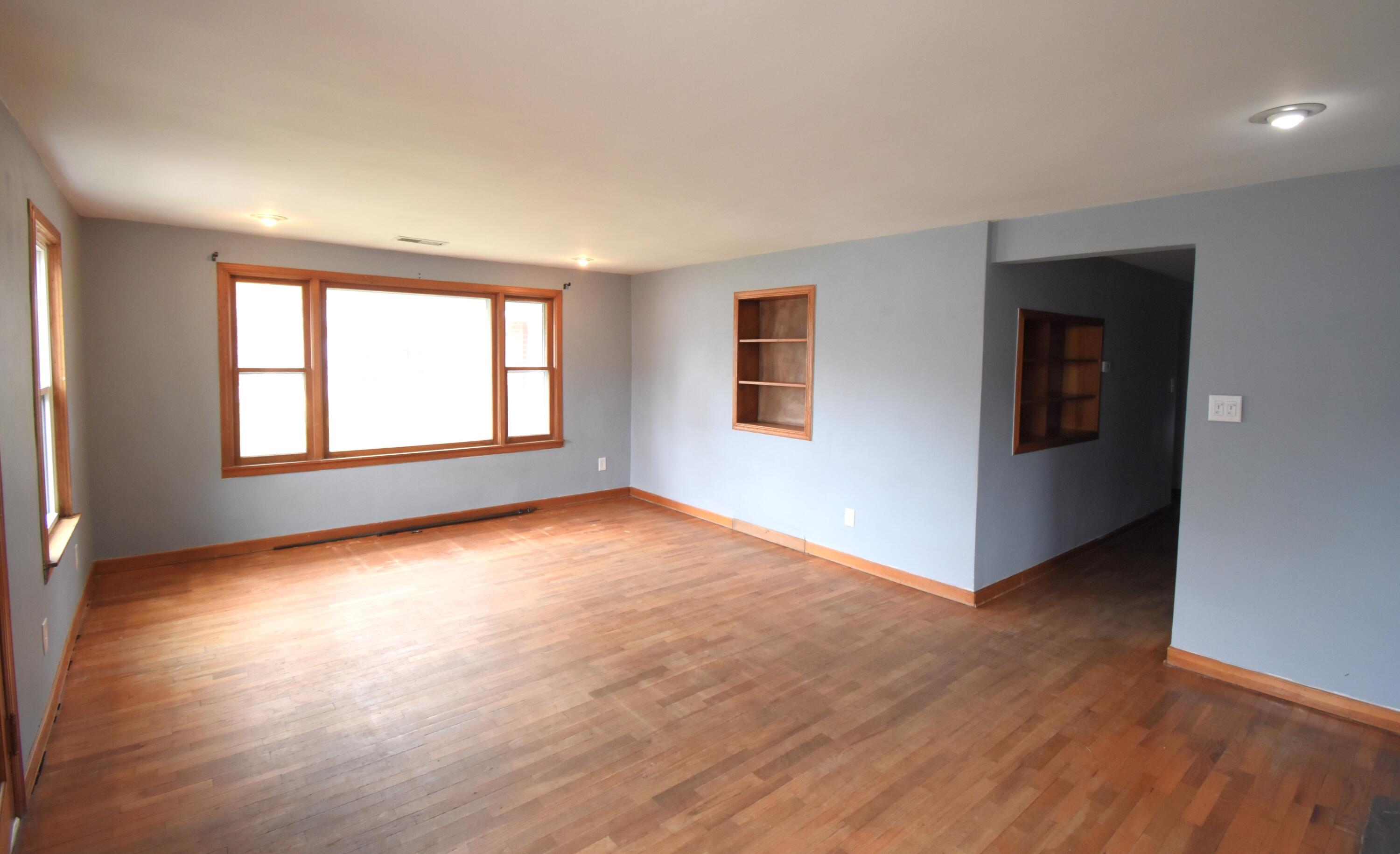 829 W Washington Street, Rensselaer, IN 47978; Image #9