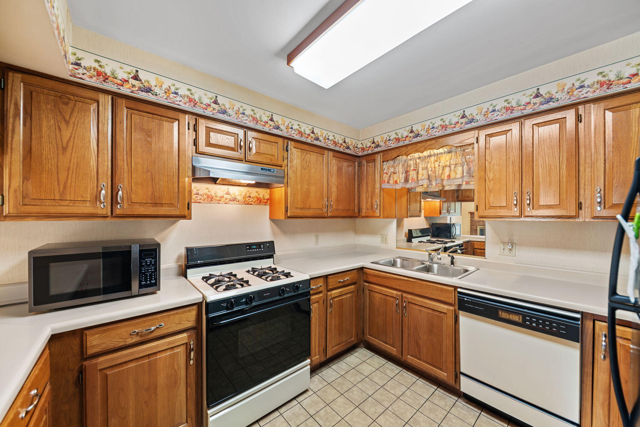 643 South Street, Munster, IN #103, 46321; Image #5