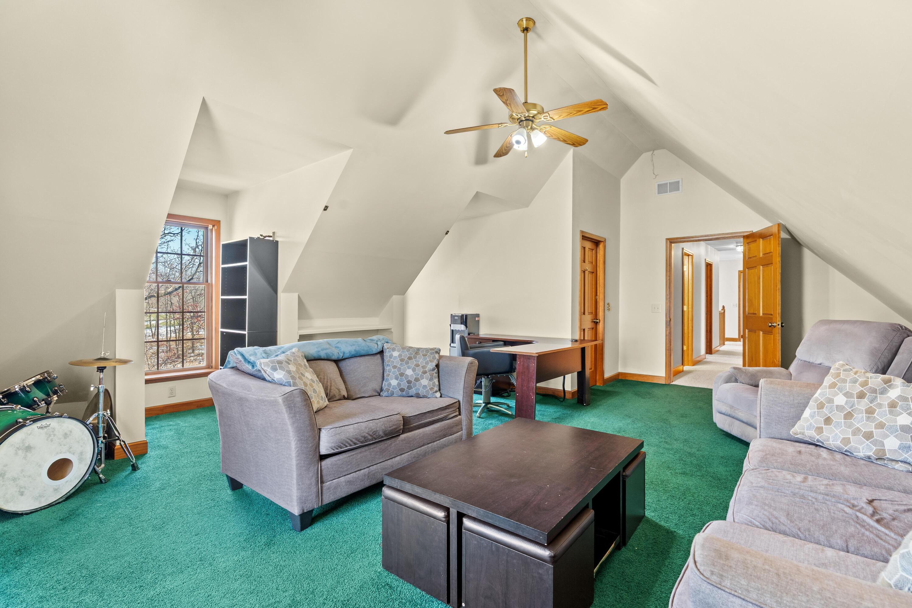 568 Shatz Drive N, Valparaiso, IN 46385; Image #34