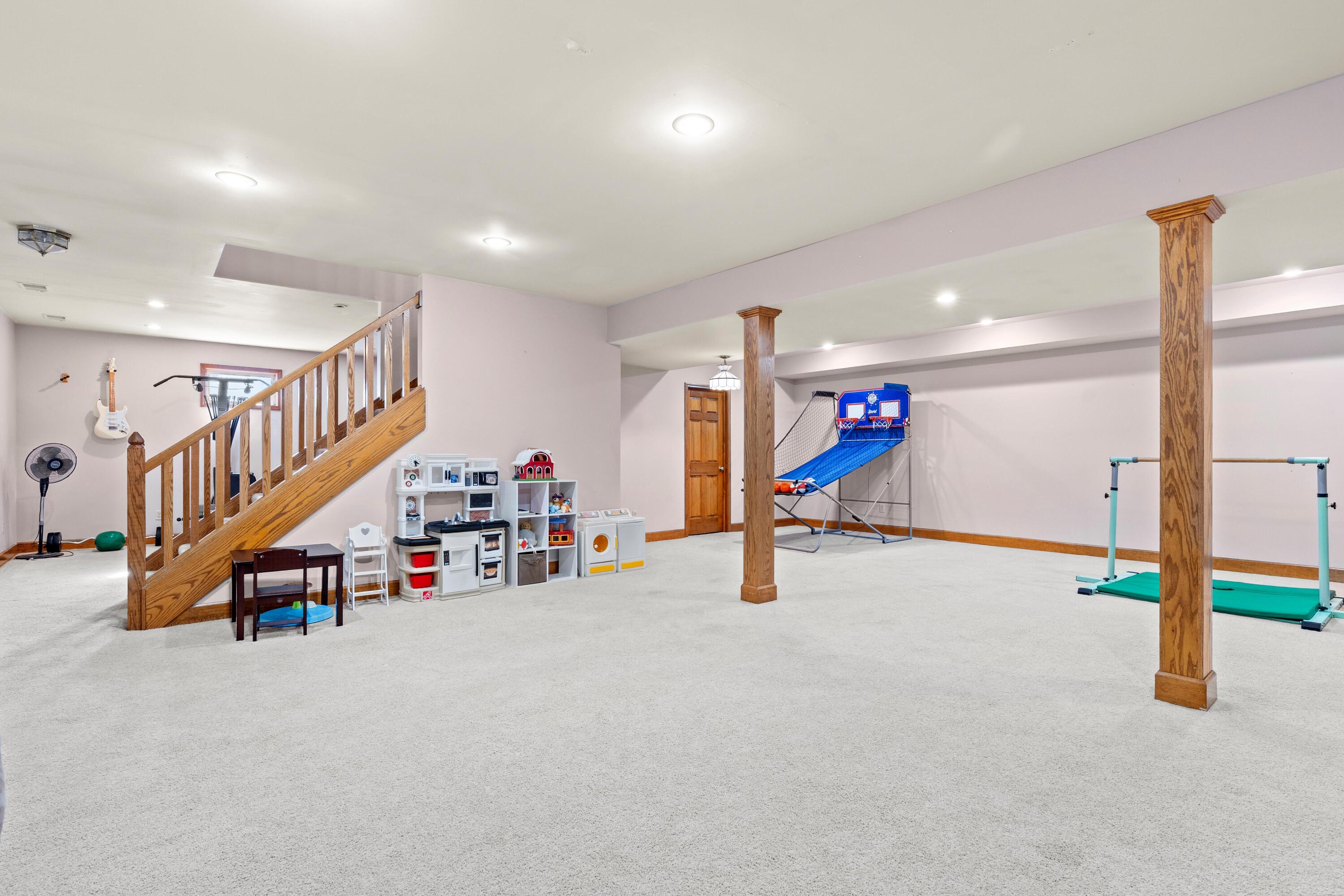 568 Shatz Drive N, Valparaiso, IN 46385; Image #36
