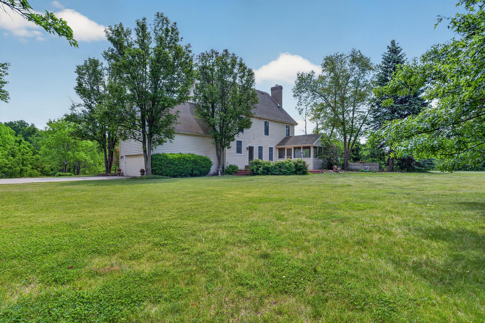 568 Shatz Drive N, Valparaiso, IN 46385; Image #5
