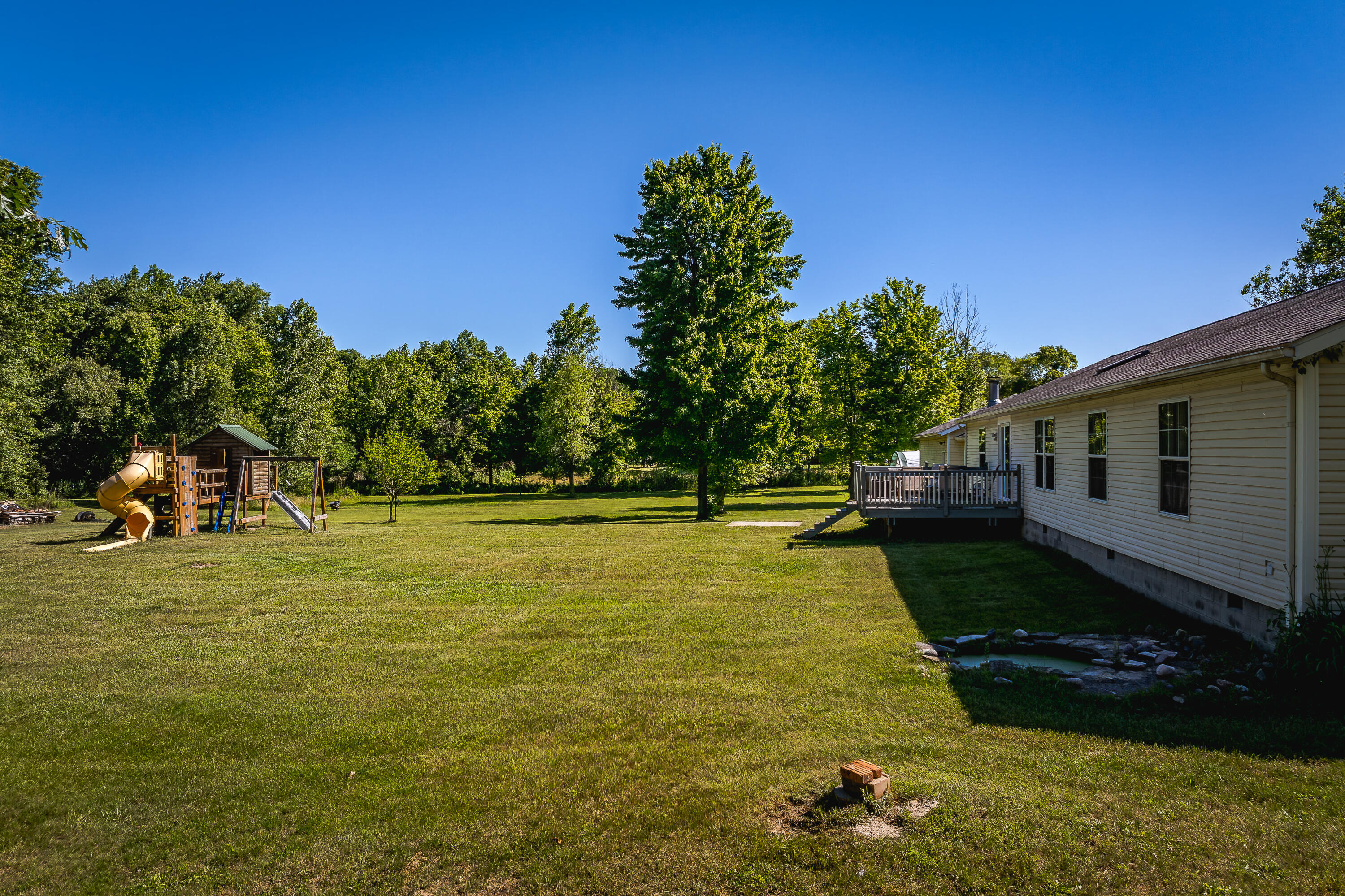 489 E Furness Road, Michigan City, IN 46360; Image #32