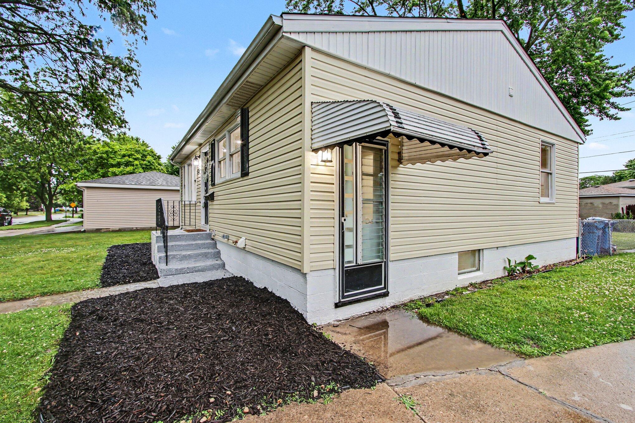 3318 North Drive, Highland, IN 46322; Image #23