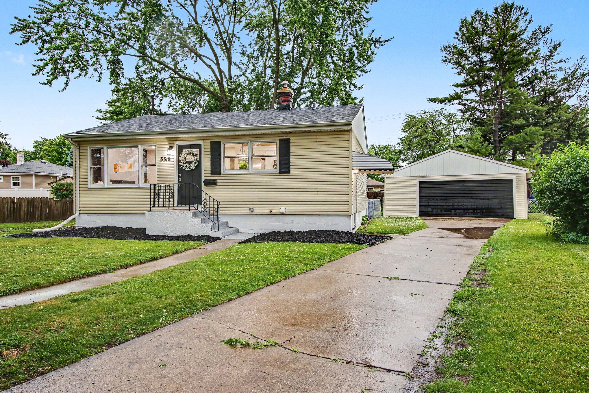 3318 North Drive, Highland, IN 46322; Image #24