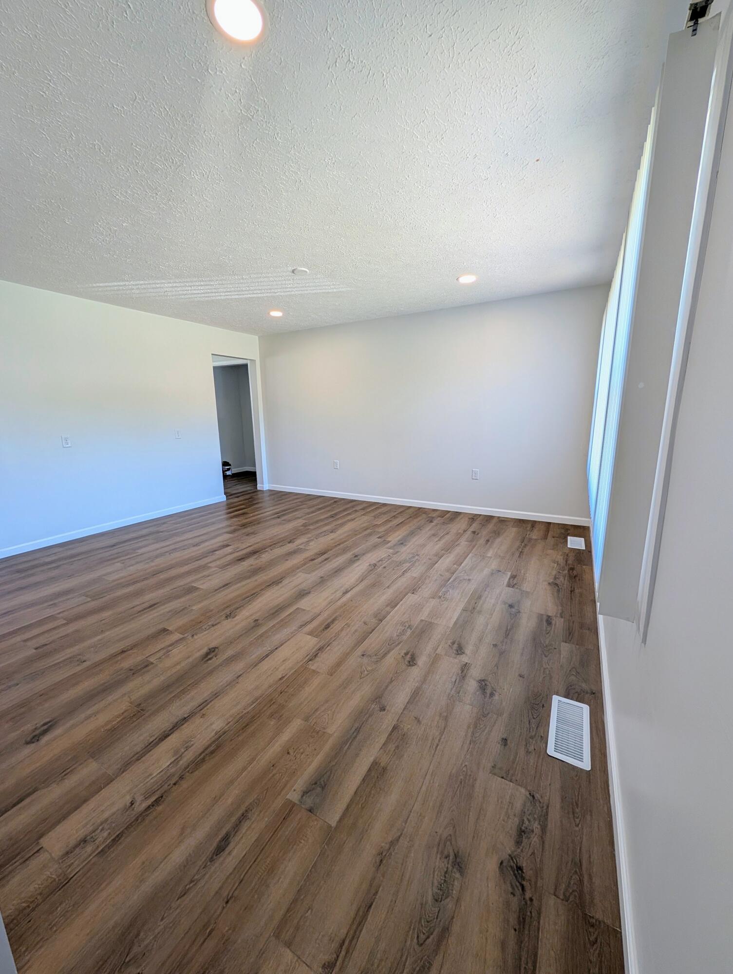 377 Pinewood Drive, Valparaiso, IN 46385; Image #3