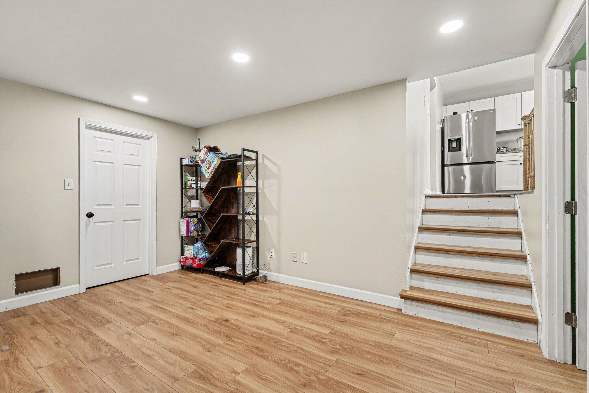 827 N Wiggs Street, Griffith, IN 46319; Image #10