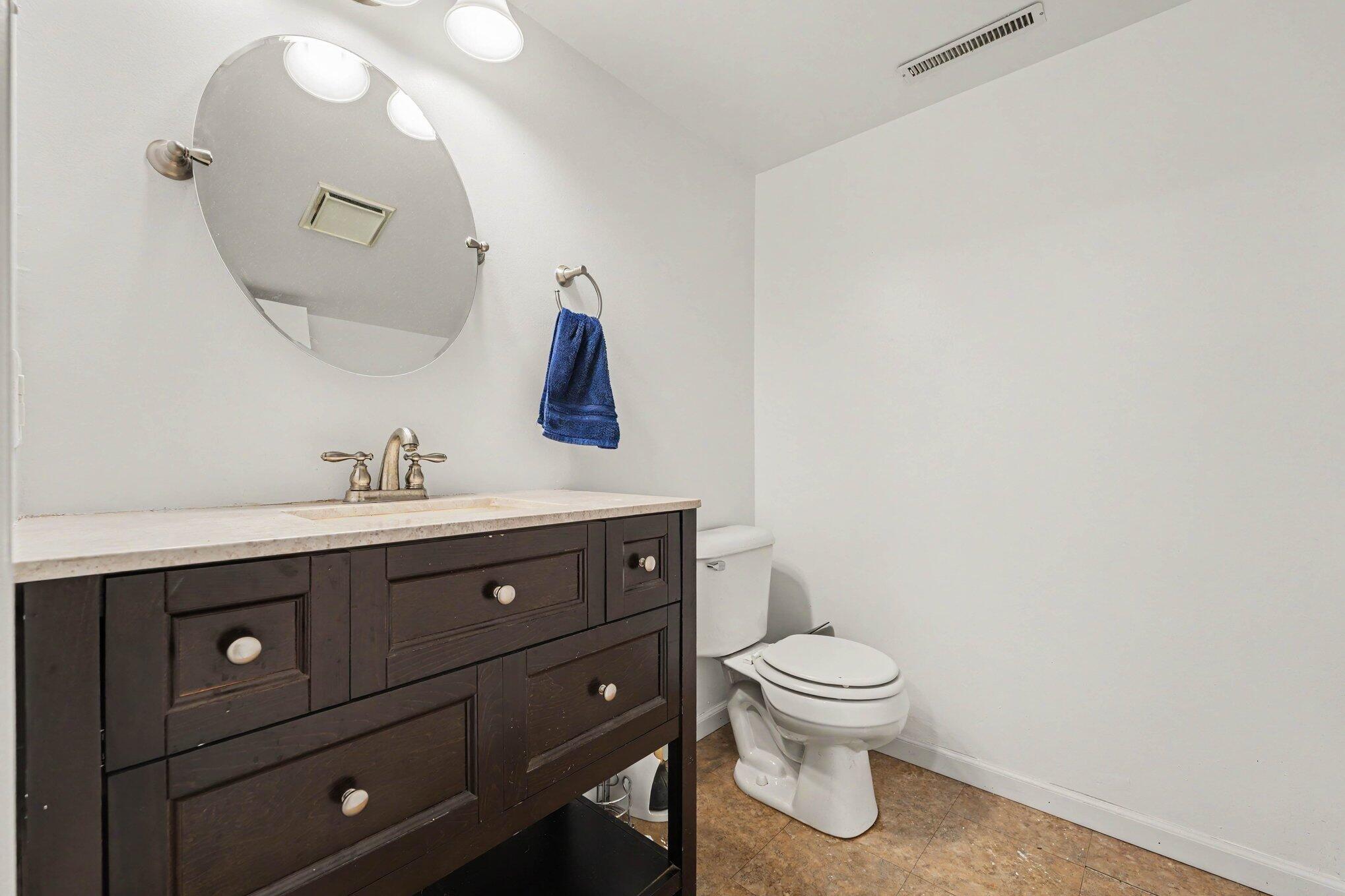 827 N Wiggs Street, Griffith, IN 46319; Image #13