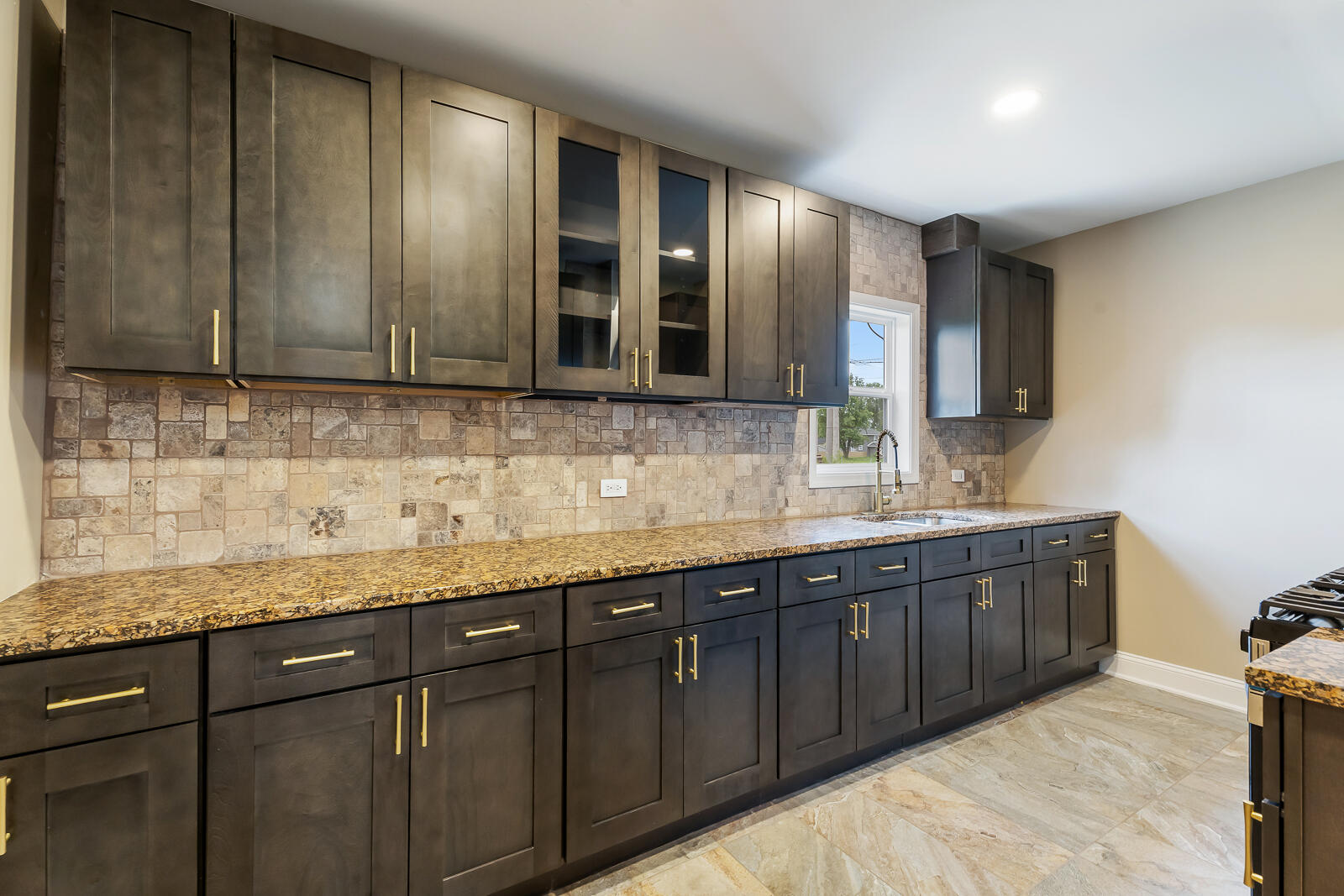 271 Lincoln Street, Gary, IN 46402; Image #16