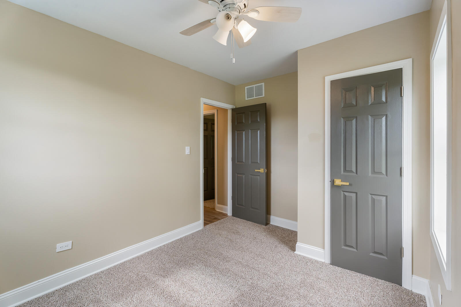 271 Lincoln Street, Gary, IN 46402; Image #26