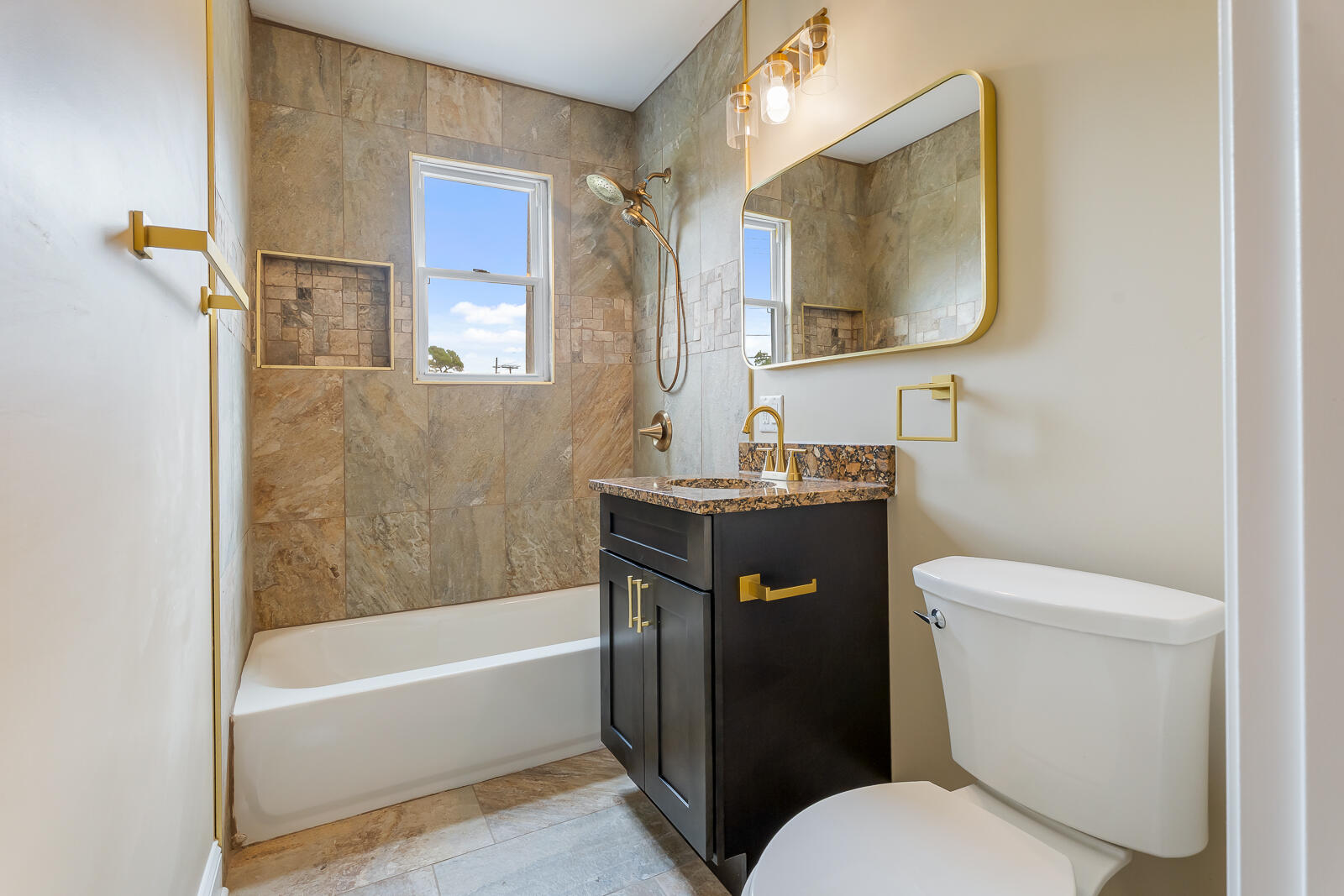 271 Lincoln Street, Gary, IN 46402; Image #27