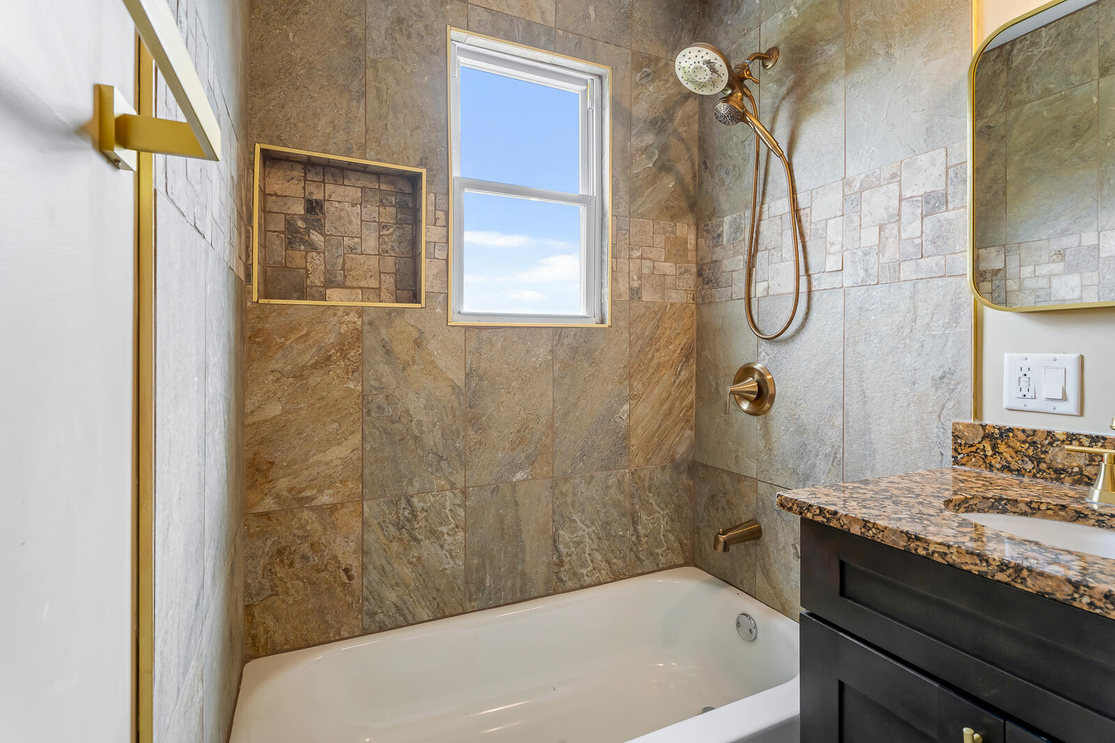 271 Lincoln Street, Gary, IN 46402; Image #29