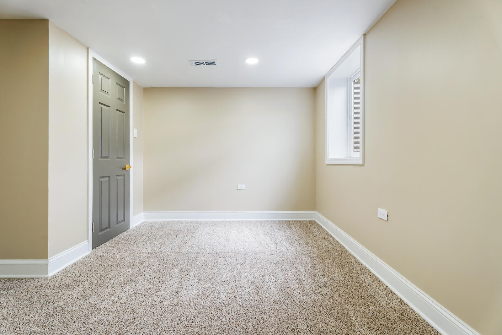 271 Lincoln Street, Gary, IN 46402; Image #37