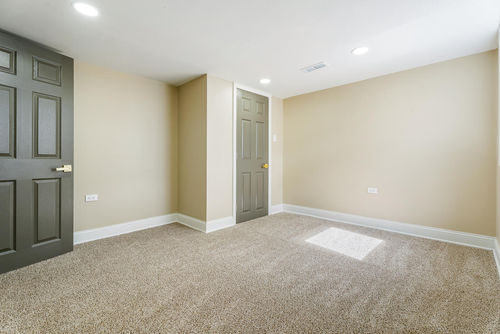 271 Lincoln Street, Gary, IN 46402; Image #38