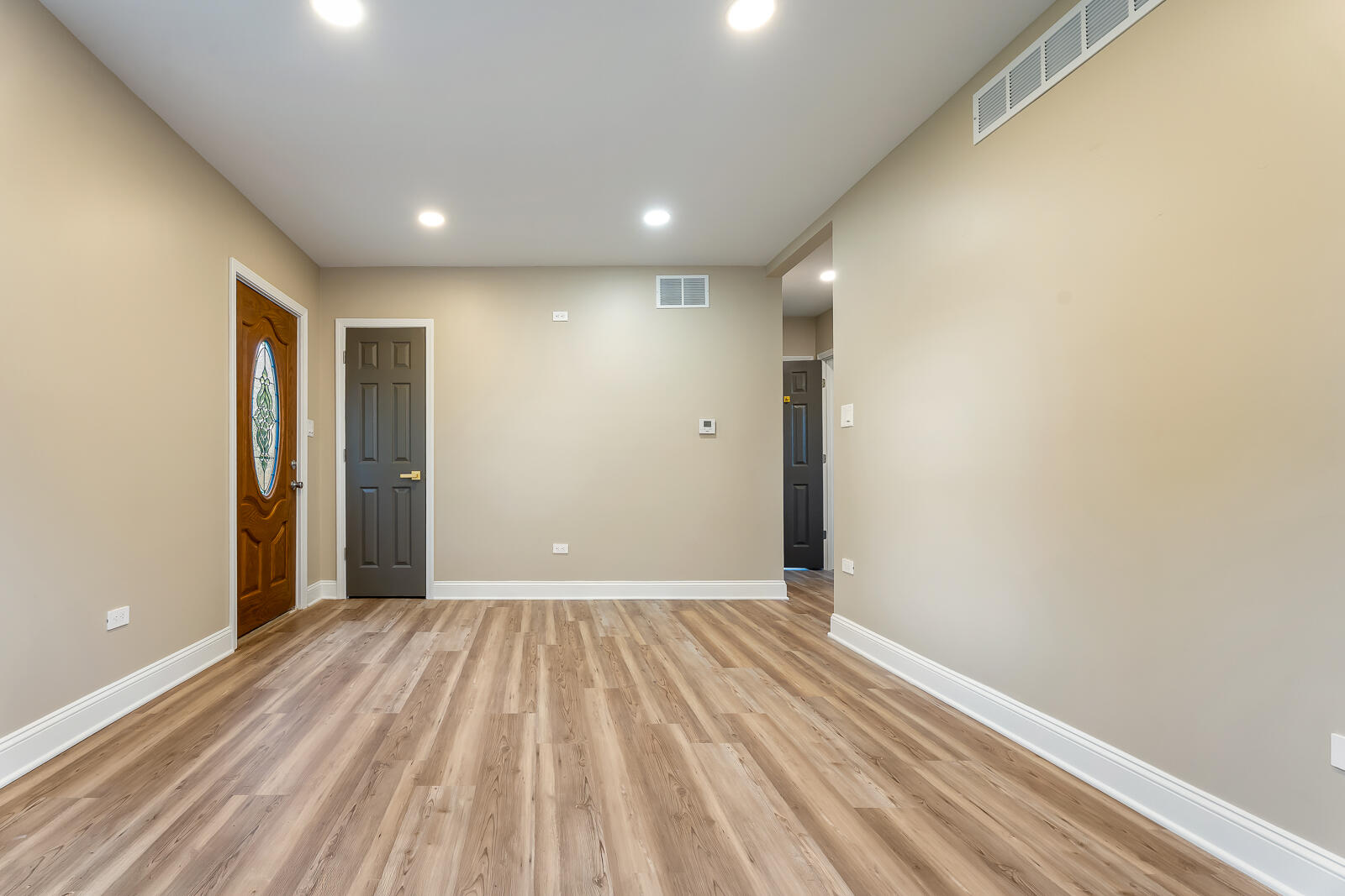 271 Lincoln Street, Gary, IN 46402; Image #9