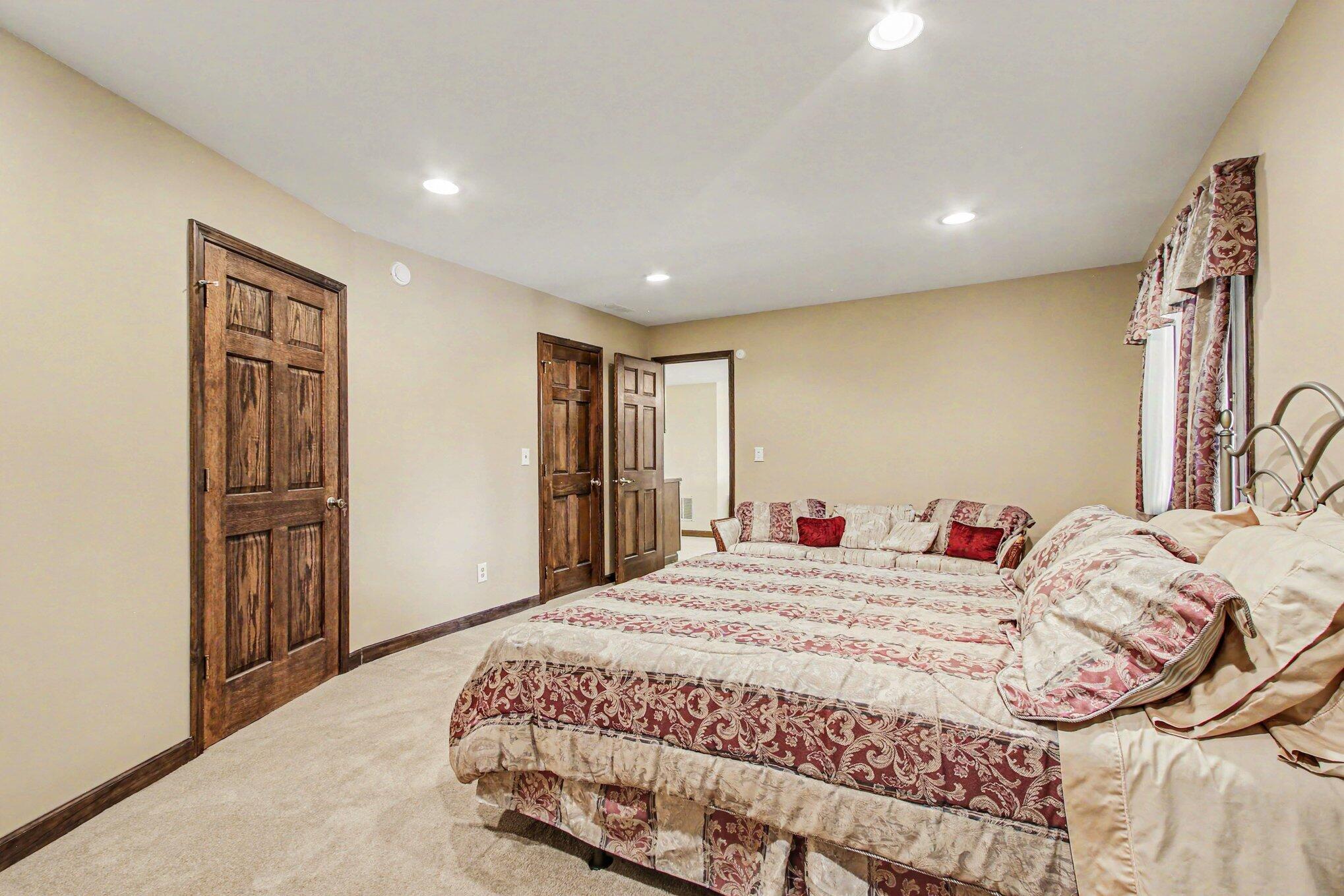 461 Amhurst Road, Valparaiso, IN 46385; Image #39