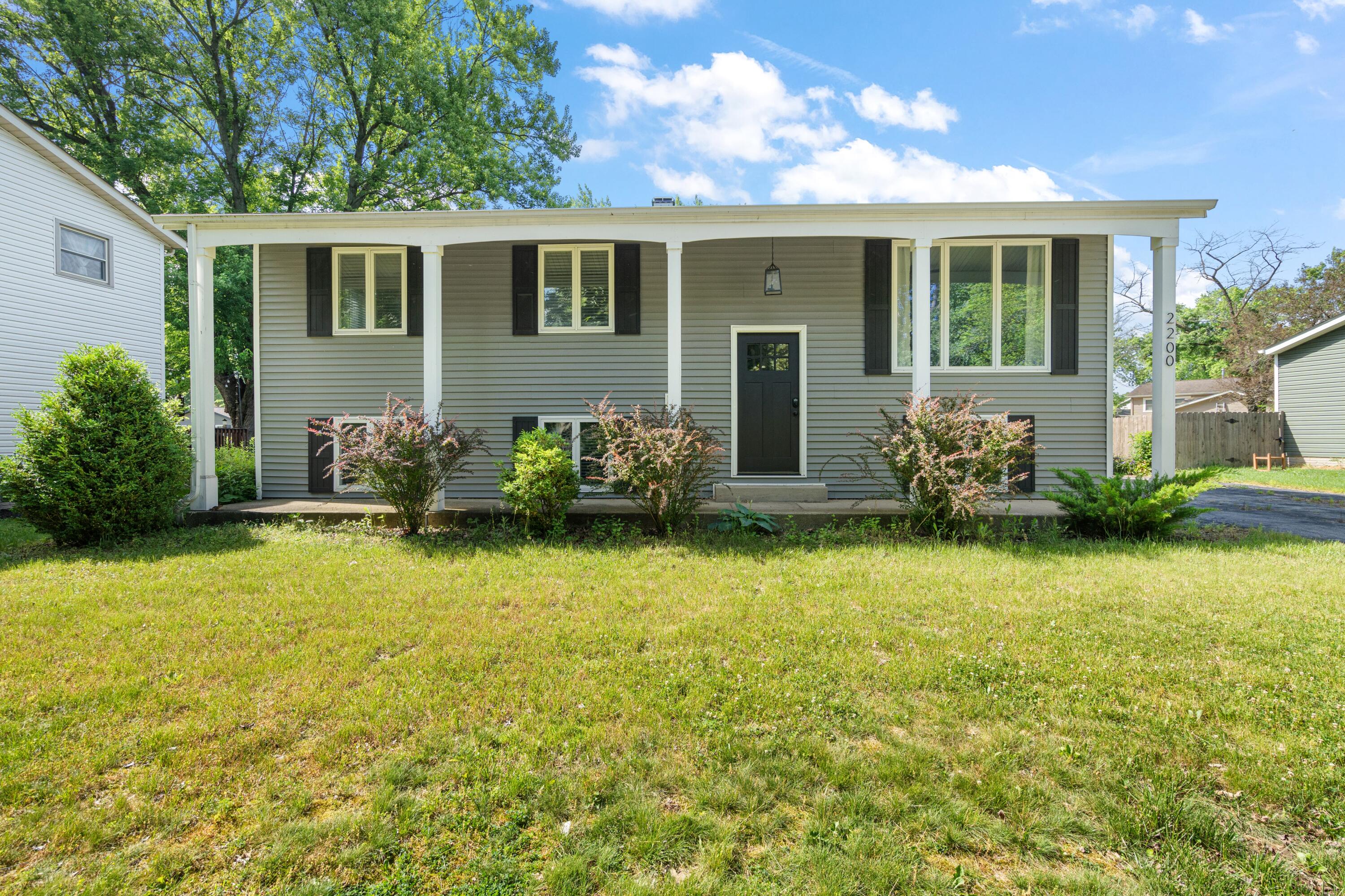 2200 Shallowford Drive, Valparaiso, IN 46383; Image #1