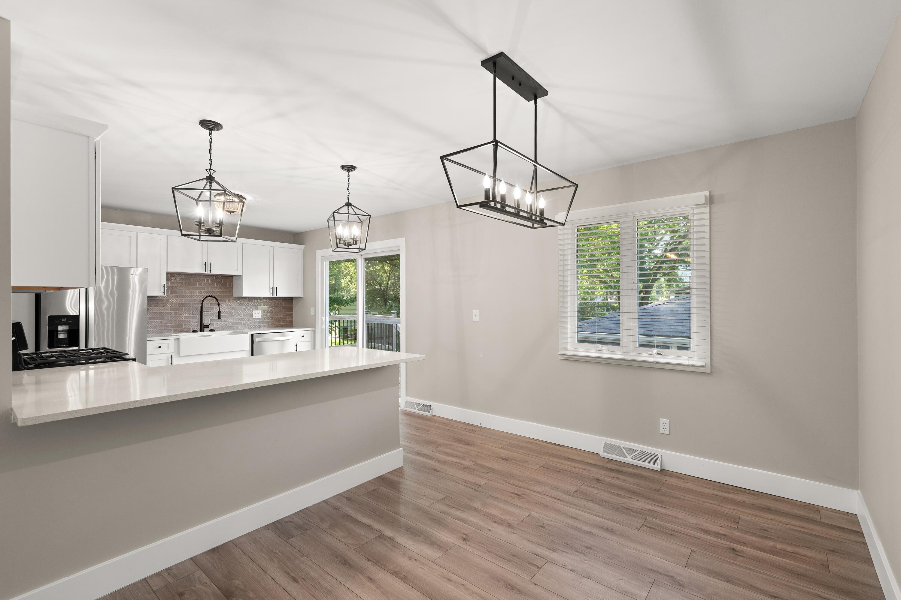 2200 Shallowford Drive, Valparaiso, IN 46383; Image #5