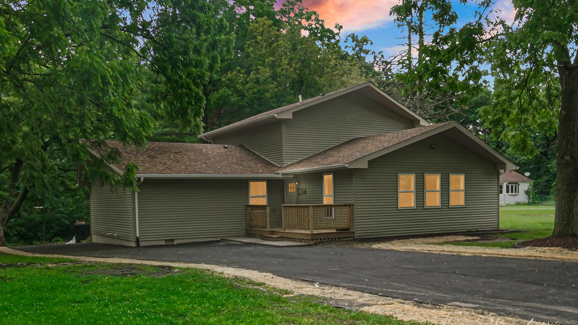 1014 E 63rd Place, Merrillville, IN 46410; Image #2