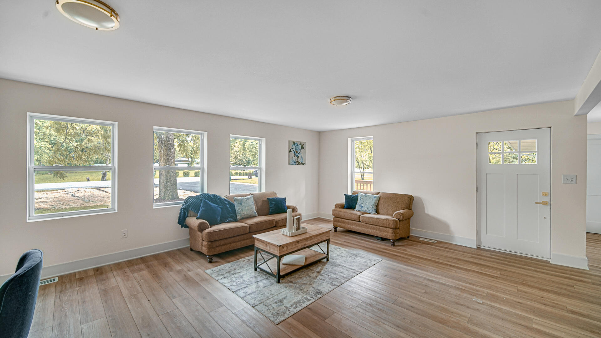 1014 E 63rd Place, Merrillville, IN 46410; Image #4