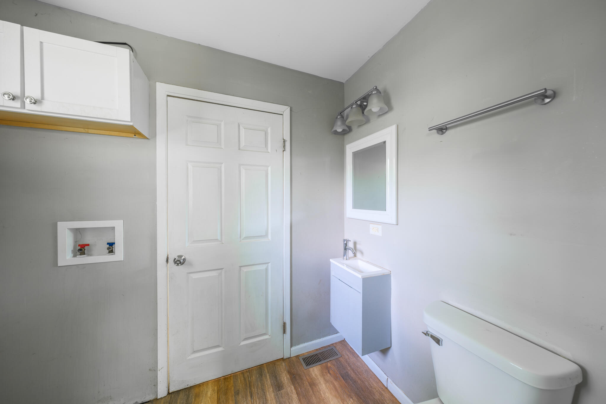 703 Dearborn Road, Valparaiso, IN 46385; Image #18