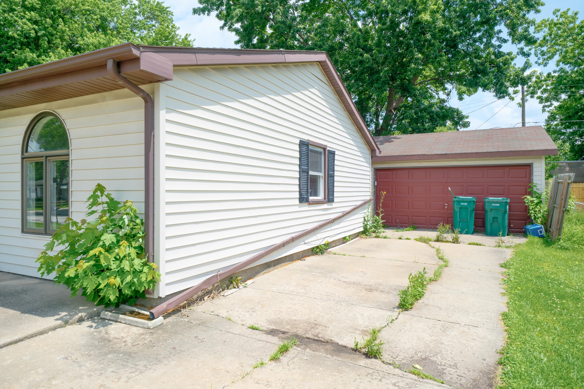 703 Dearborn Road, Valparaiso, IN 46385; Image #2