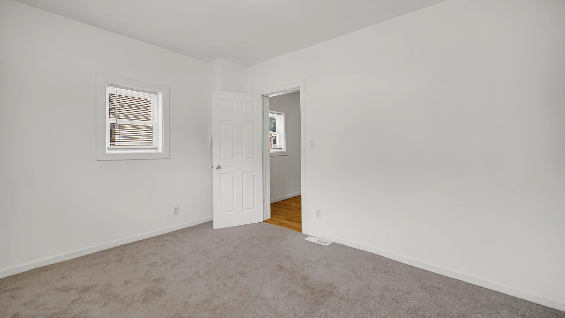 555 Locust Street, Valparaiso, IN #1, 46383; Image #11