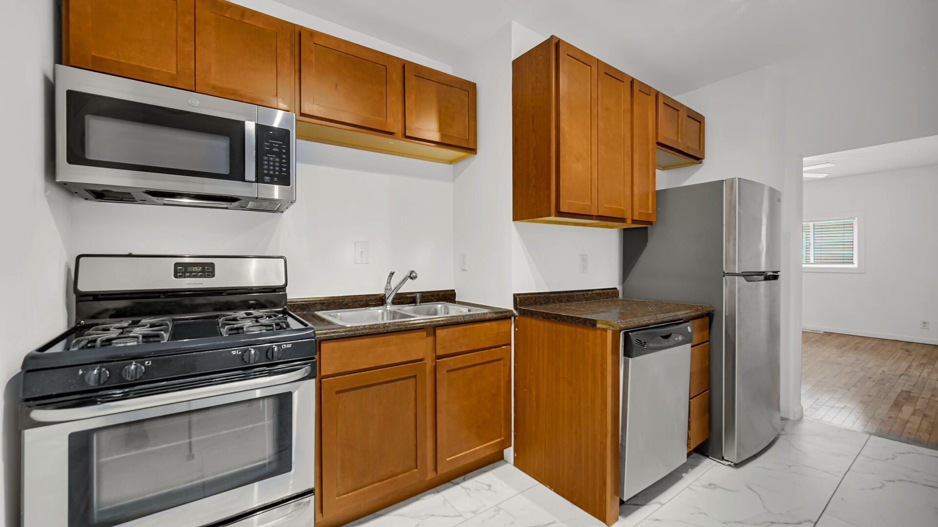 555 Locust Street, Valparaiso, IN #1, 46383; Image #6