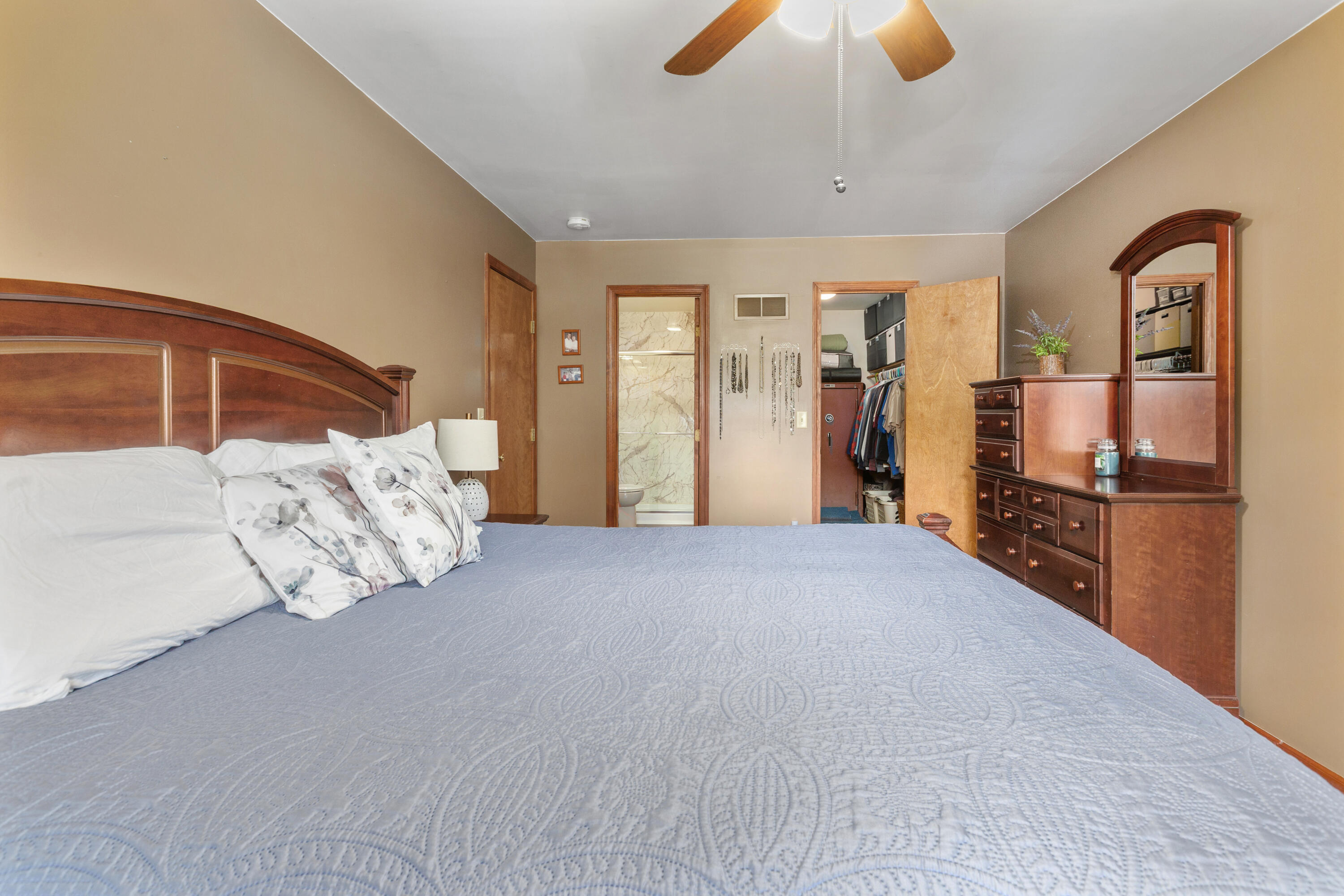 889 Rustic Acres Lane, Hebron, IN 46341; Image #15