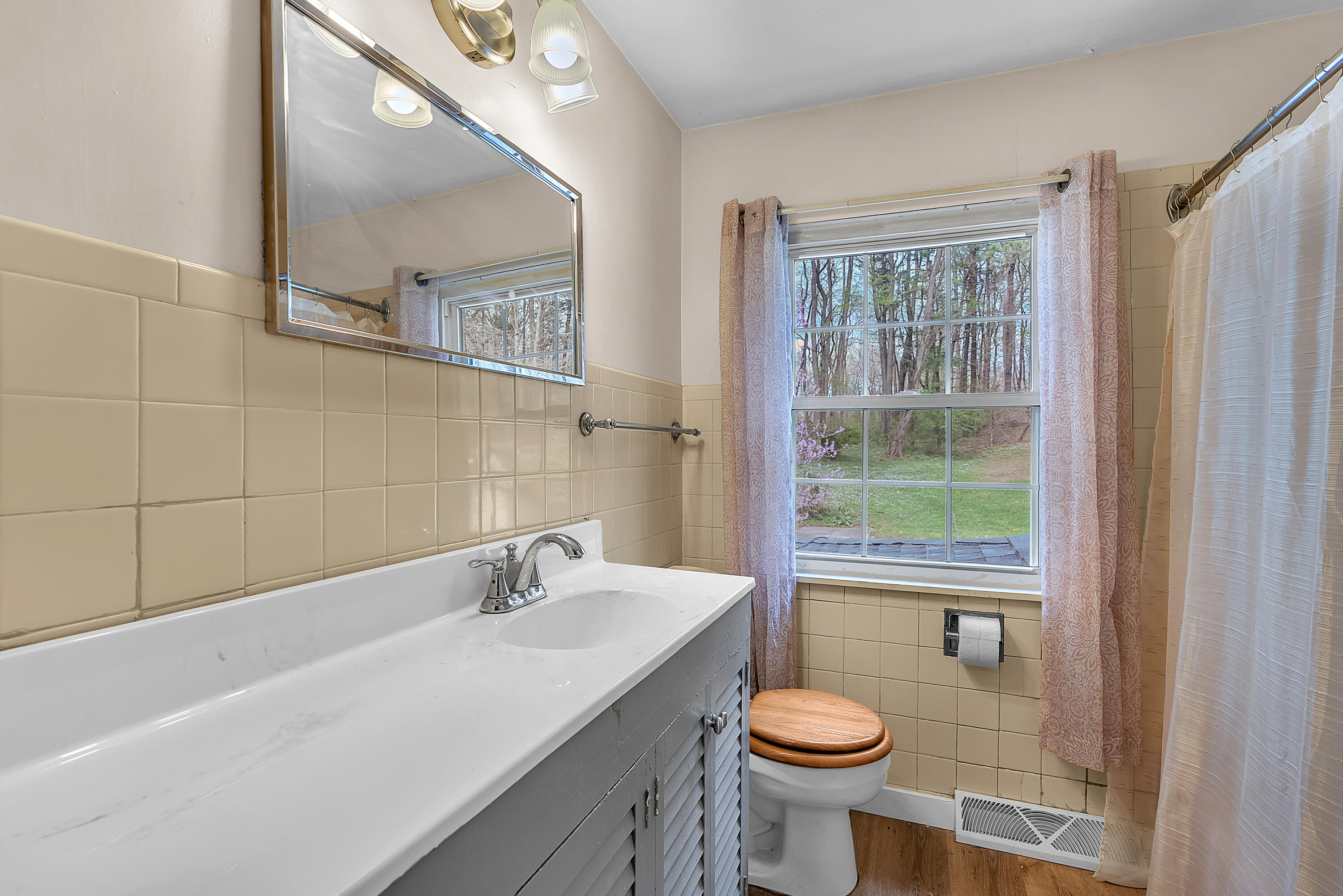 820 N 350 E, Valparaiso, IN 46383; Image #27