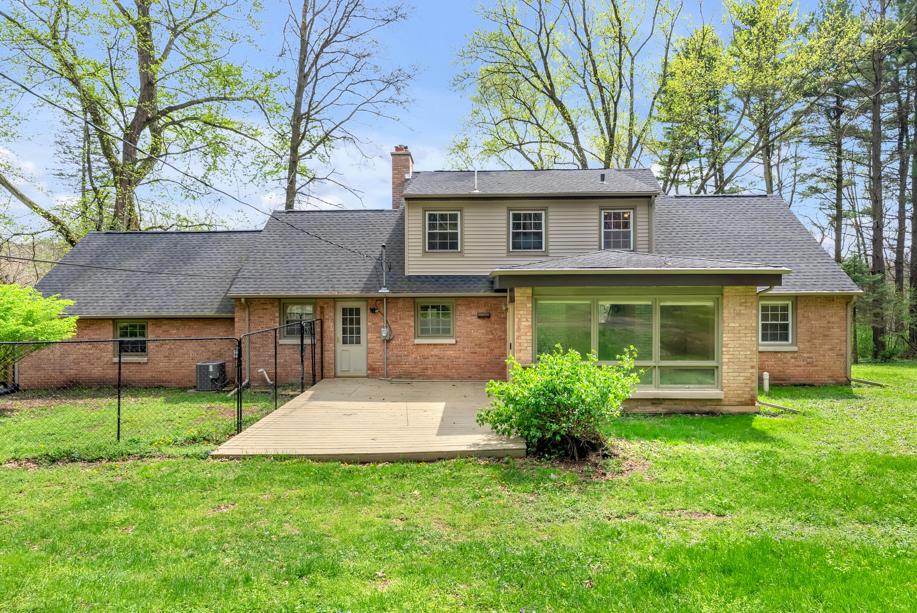 820 N 350 E, Valparaiso, IN 46383; Image #38