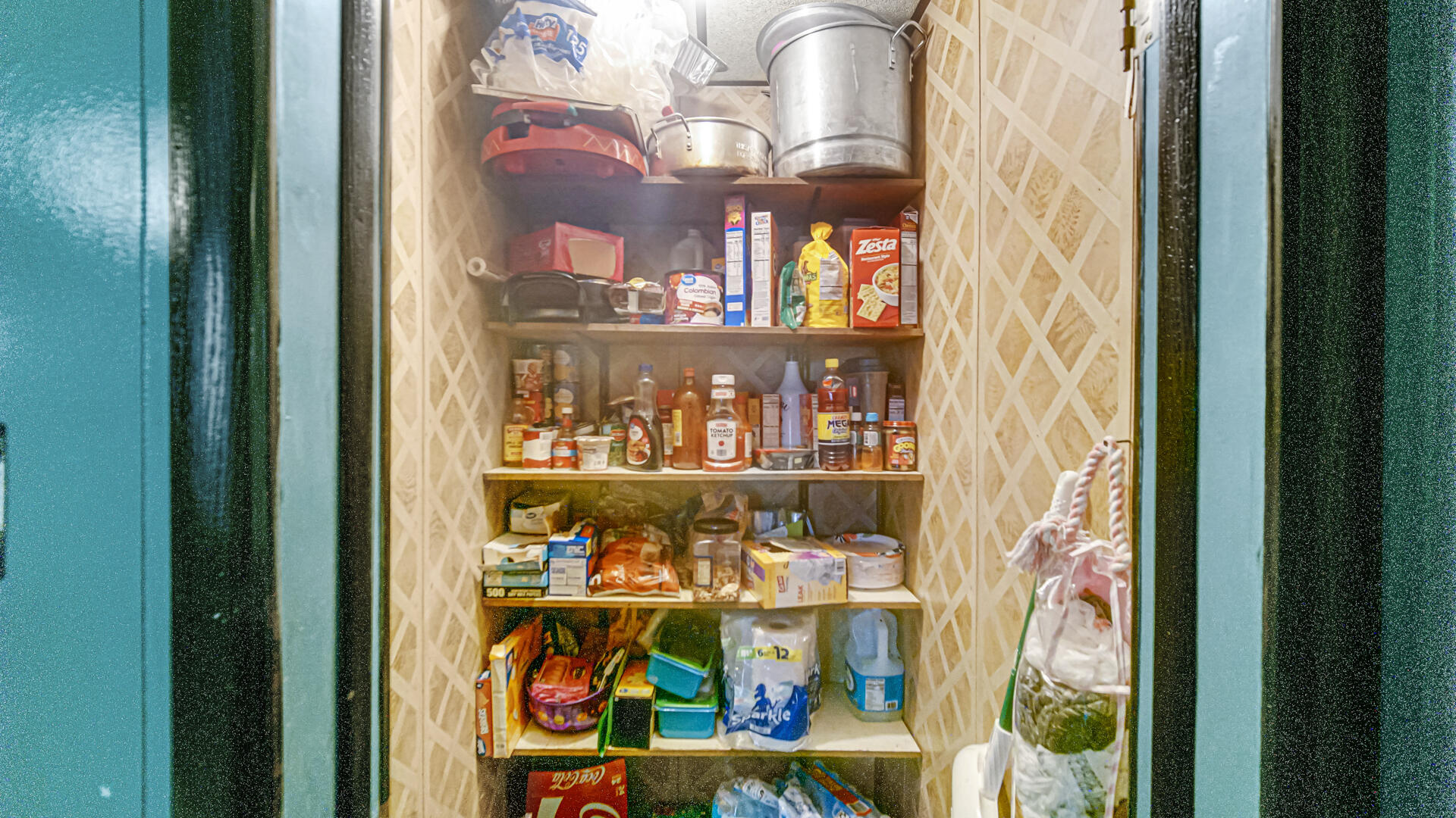 1421 Roberts Avenue, Whiting, IN 46394; Image #13