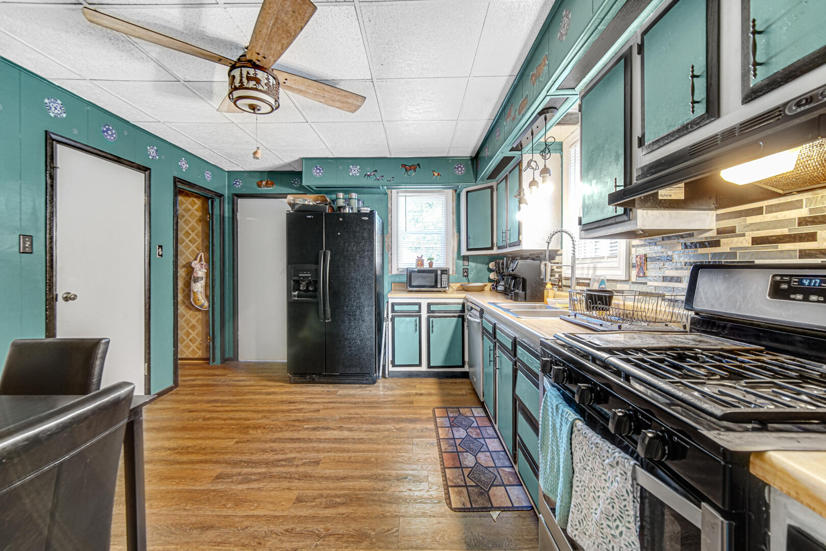 1421 Roberts Avenue, Whiting, IN 46394; Image #9