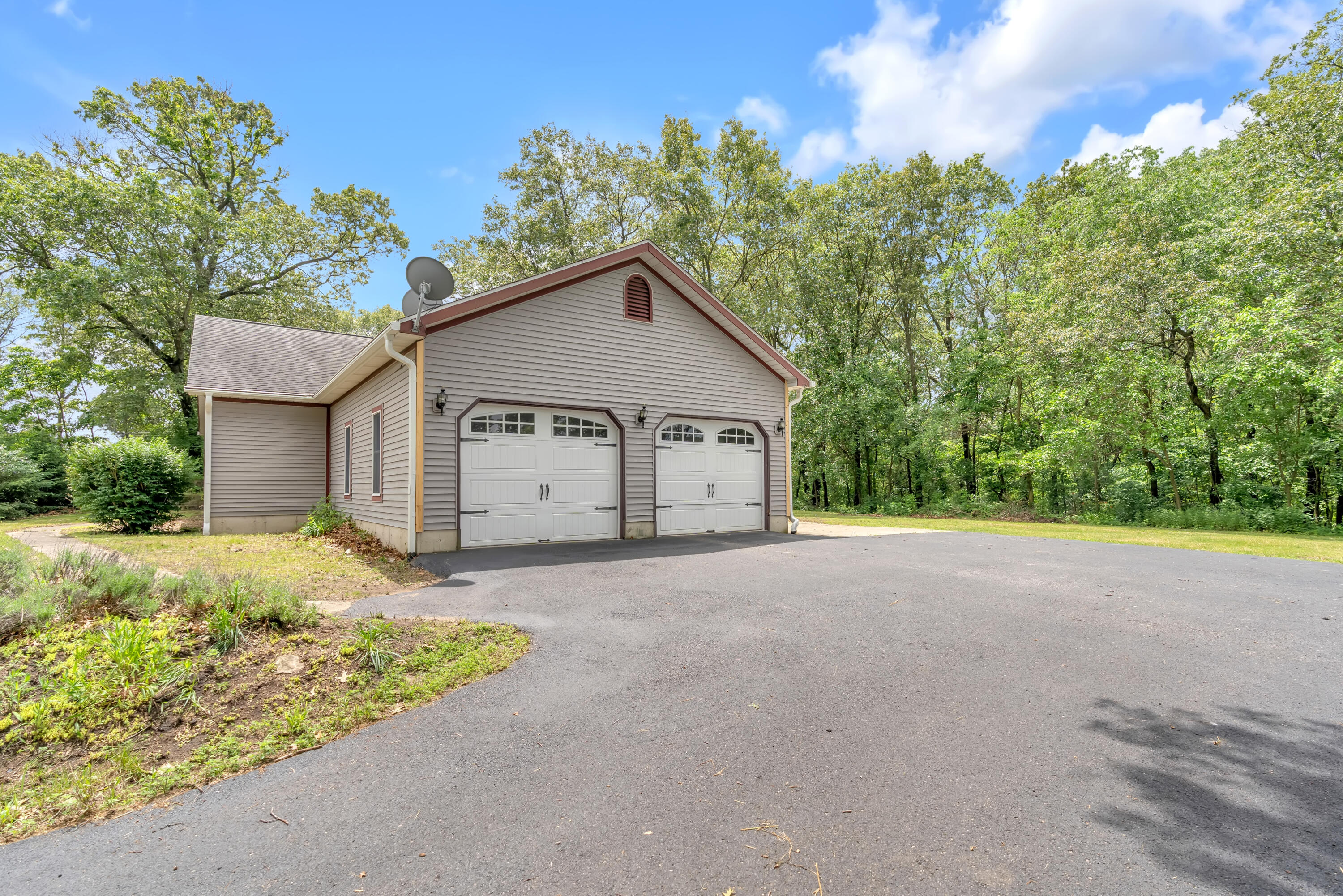 9024 Oak Street, Wheatfield, IN 46392; Image #5