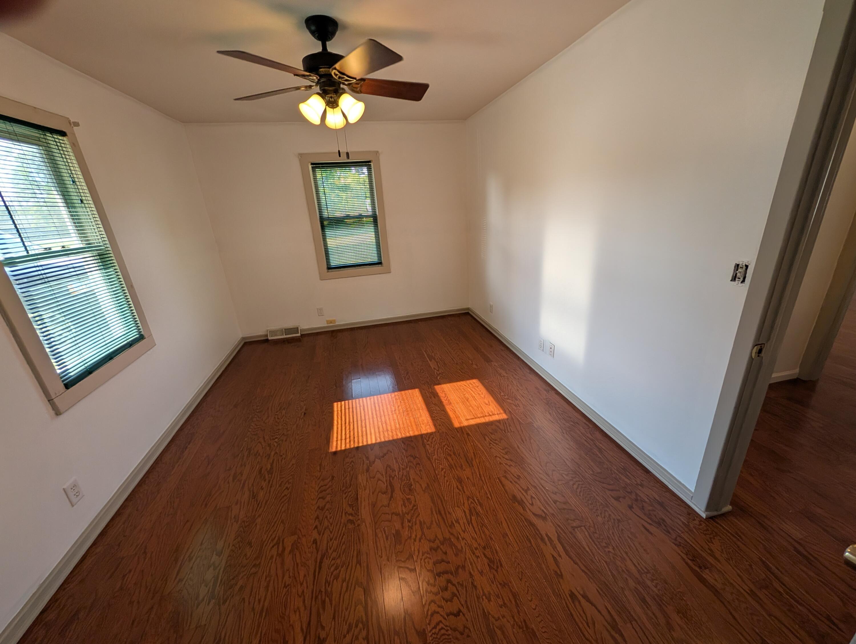 510 S Madison Street, Medaryville, IN 47957; Image #12
